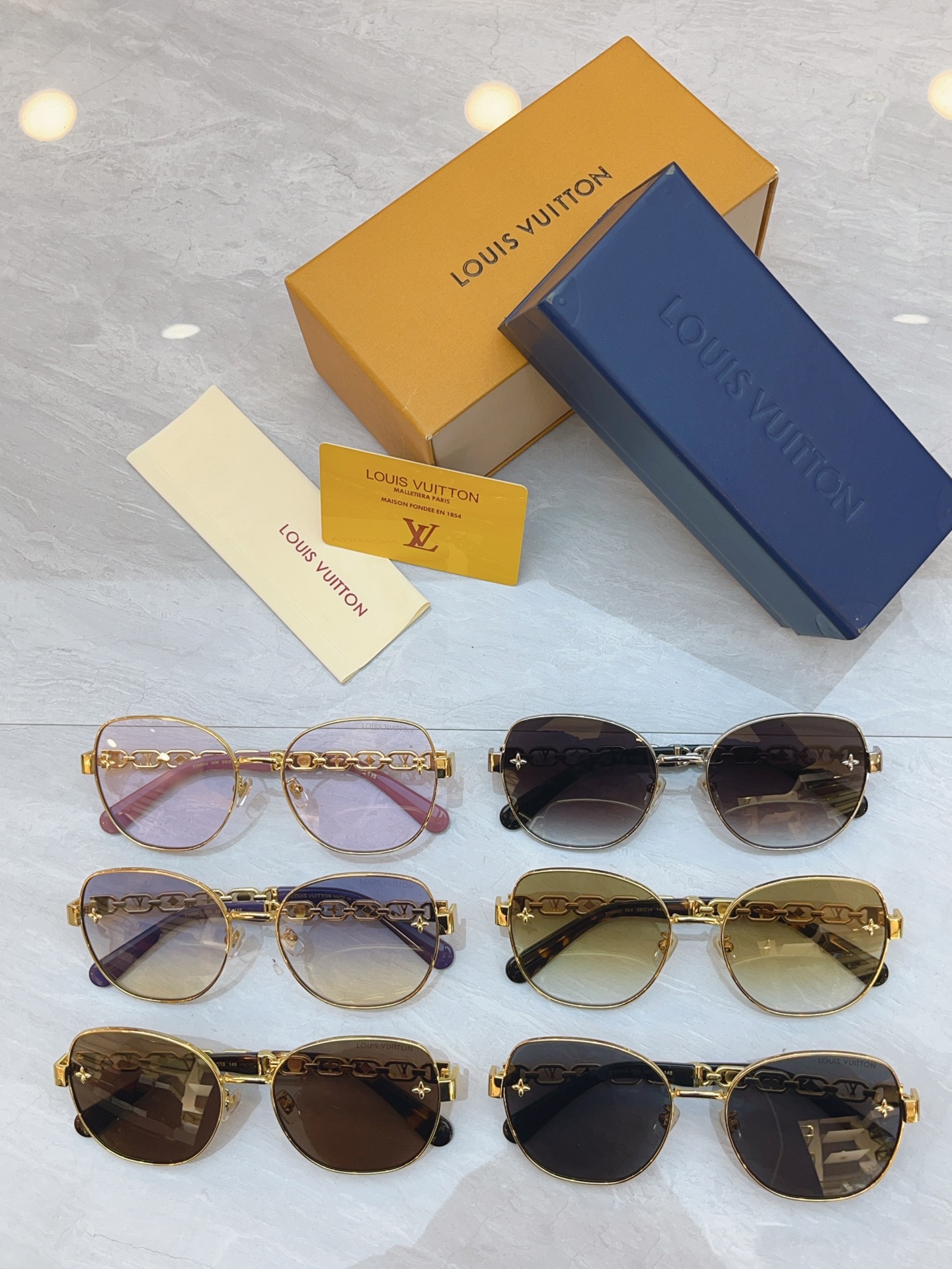 Louis Vuitton LOUIS VUITTO*】路易*威登新款太阳镜，MODEL：Z2690U，SIZE：59口18-145