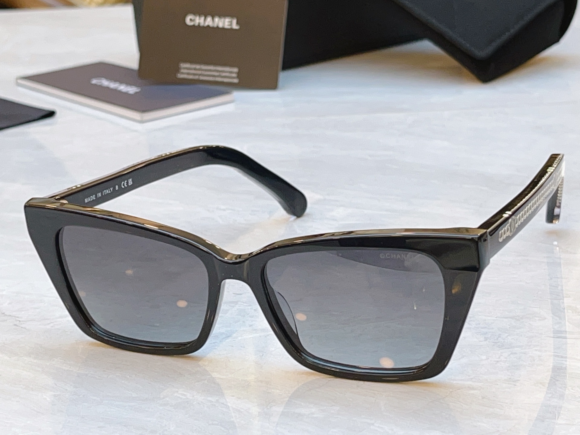 Chanel CHANE*】香奈儿新款太阳镜，MODEL：CH3494，SIZE：54口17-140