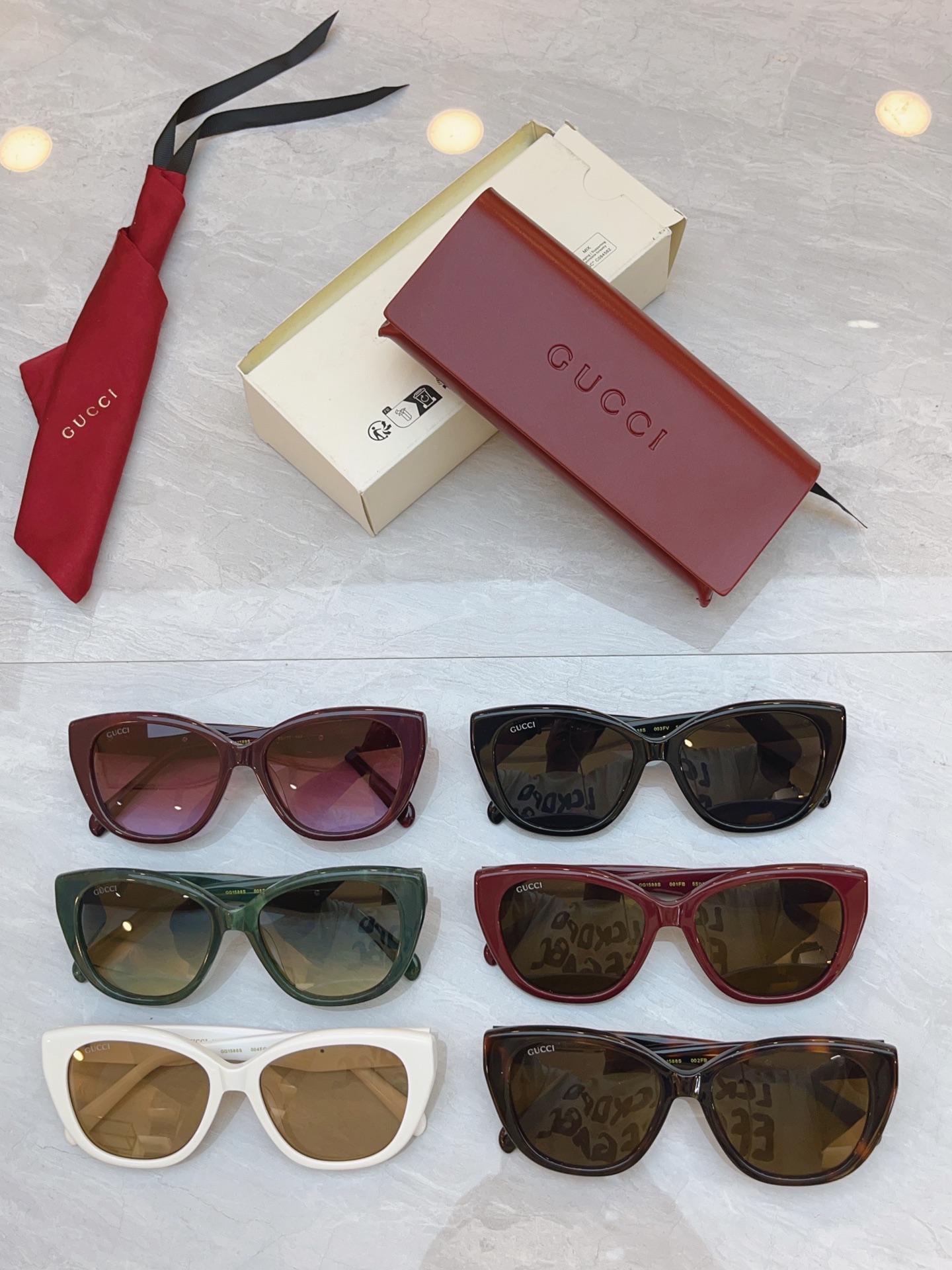 Gucci GUCC*】古*驰新款太阳镜，MODEL：GG1588S，SIZE:55口17-145