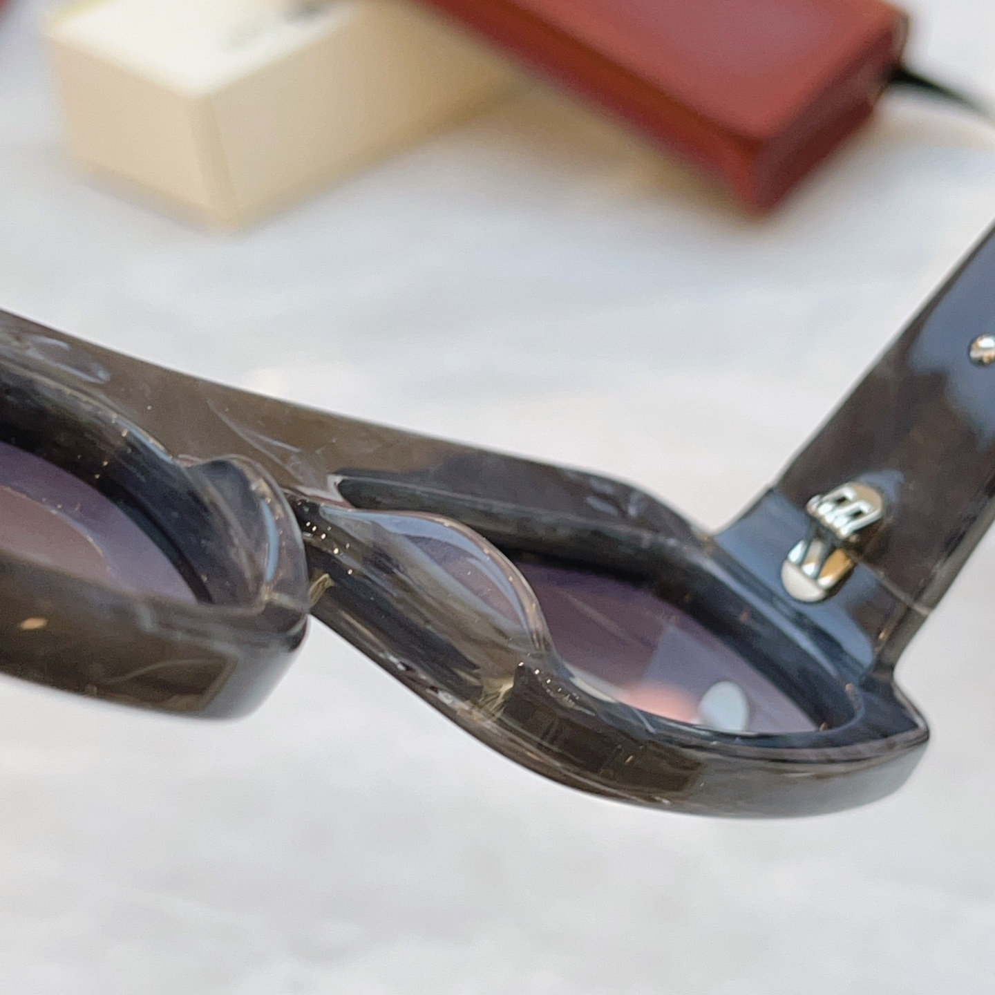 Gucci GUCC*】古*驰新款太阳镜，MODEL：GG1773S，SIZE:56口20-145