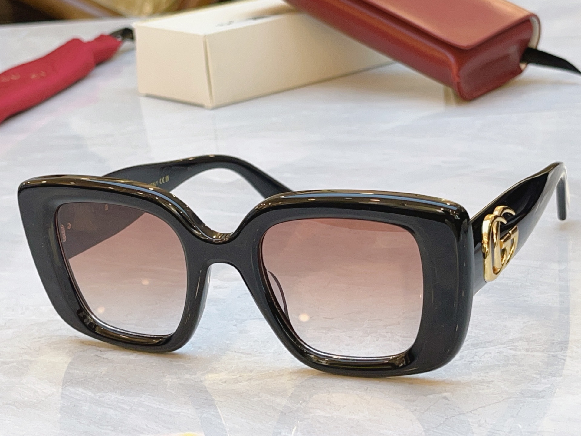 Gucci GUCC*】古*驰新款太阳镜，MODEL：GG1957S，SIZE:50口22-145