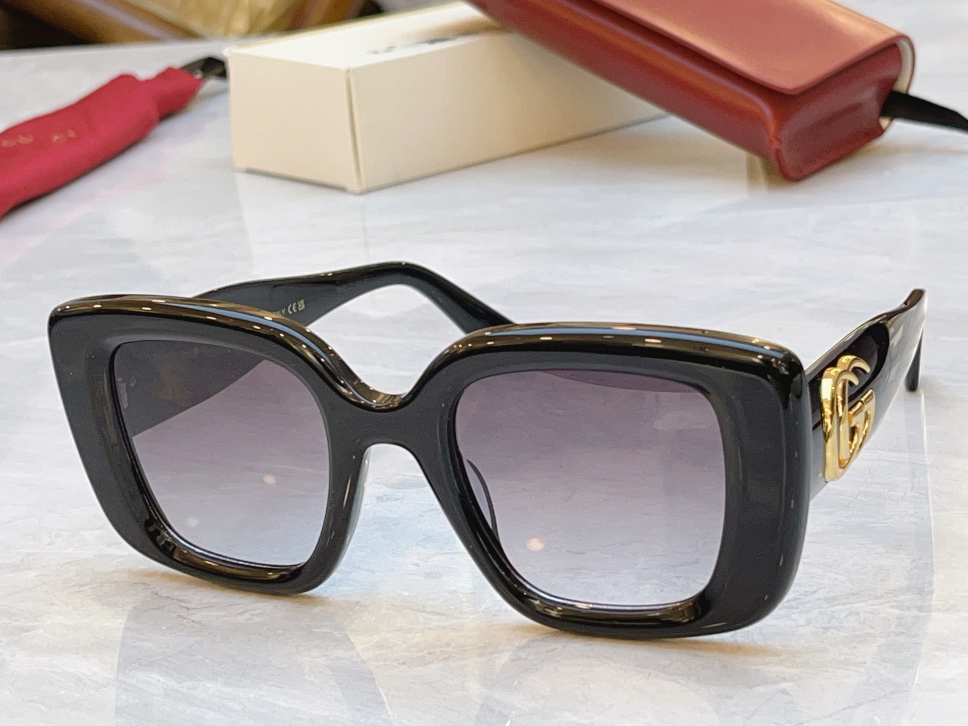 Gucci GUCC*】古*驰新款太阳镜，MODEL：GG1957S，SIZE:50口22-145