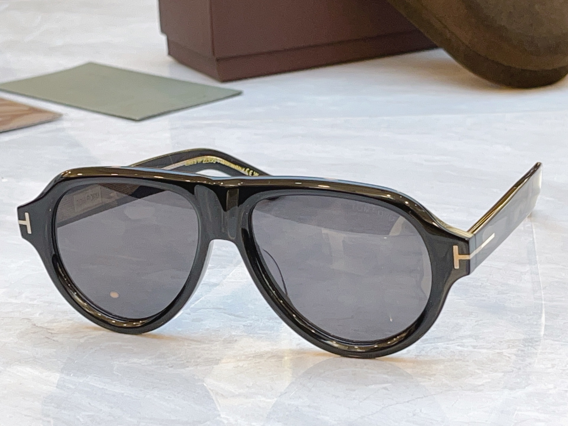 Tom Ford TOM FOR*汤姆*福特新款太阳镜，MODEL：FT1225，SIZE：59口16-145