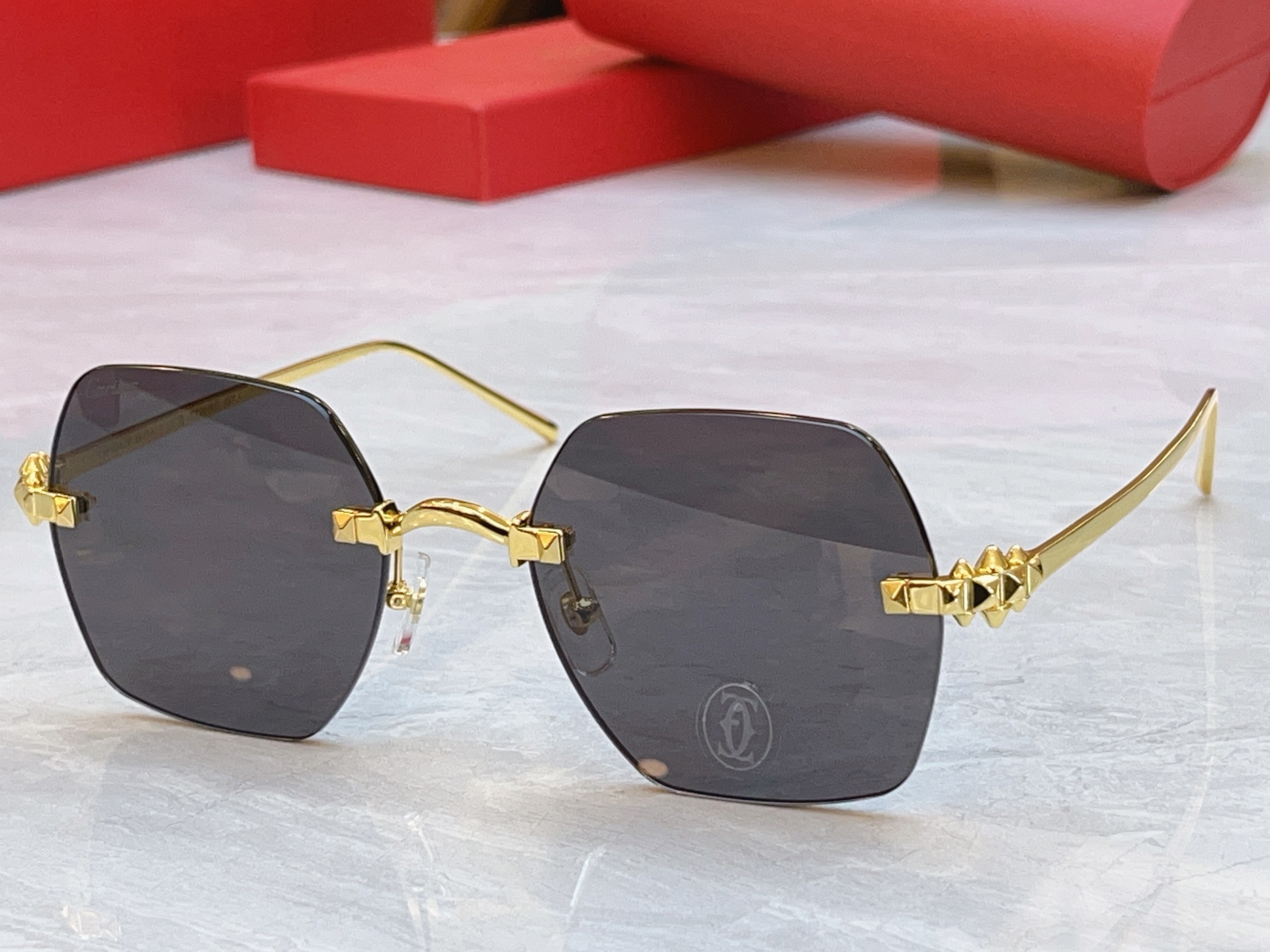 Cartier CARTIE*】卡地*亚新款太阳镜，CT0646S，size: 54口19-135