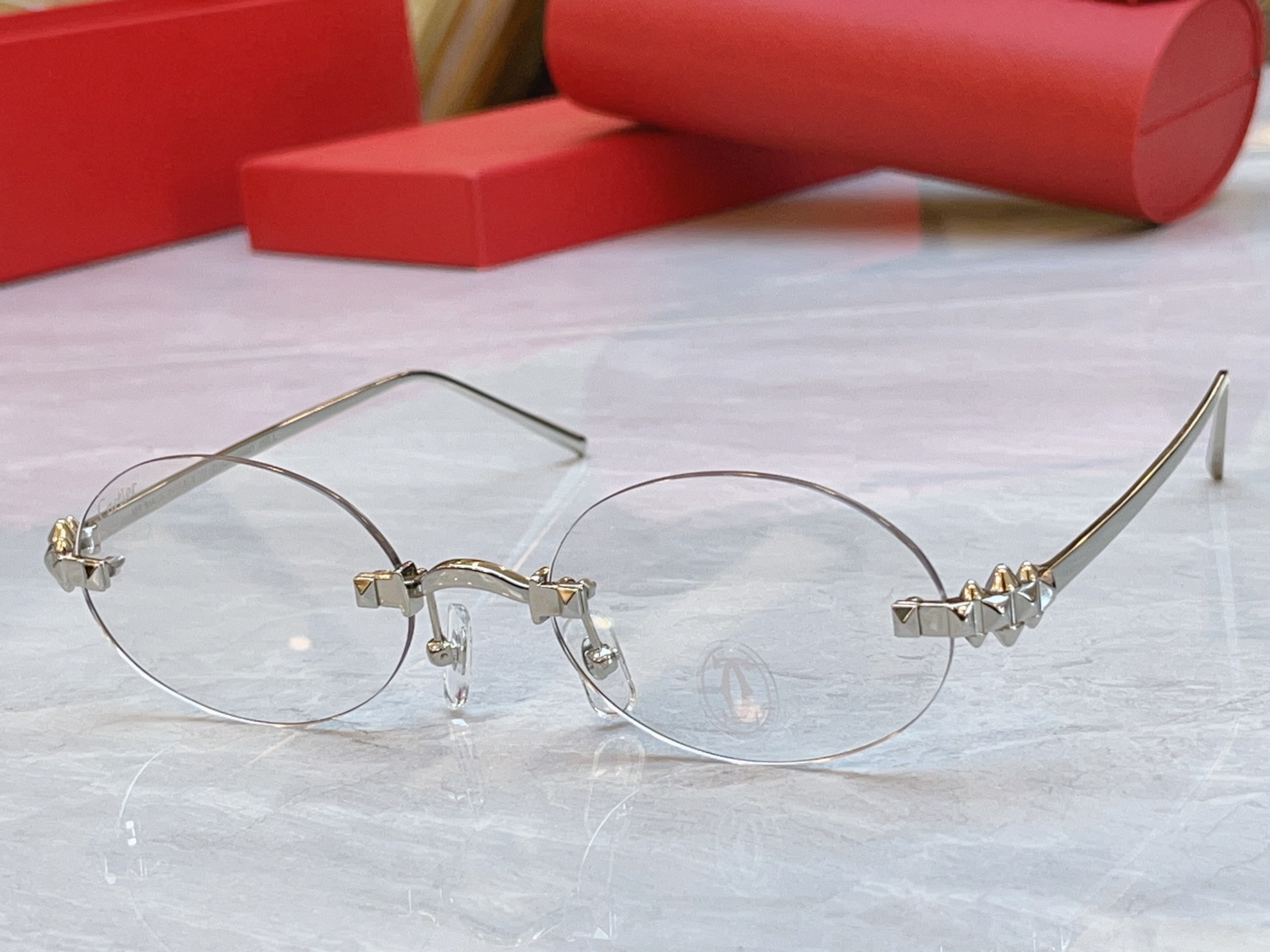Cartier CARTIE*】卡地*亚新款太阳镜，CT0668S，size: 53口20-135