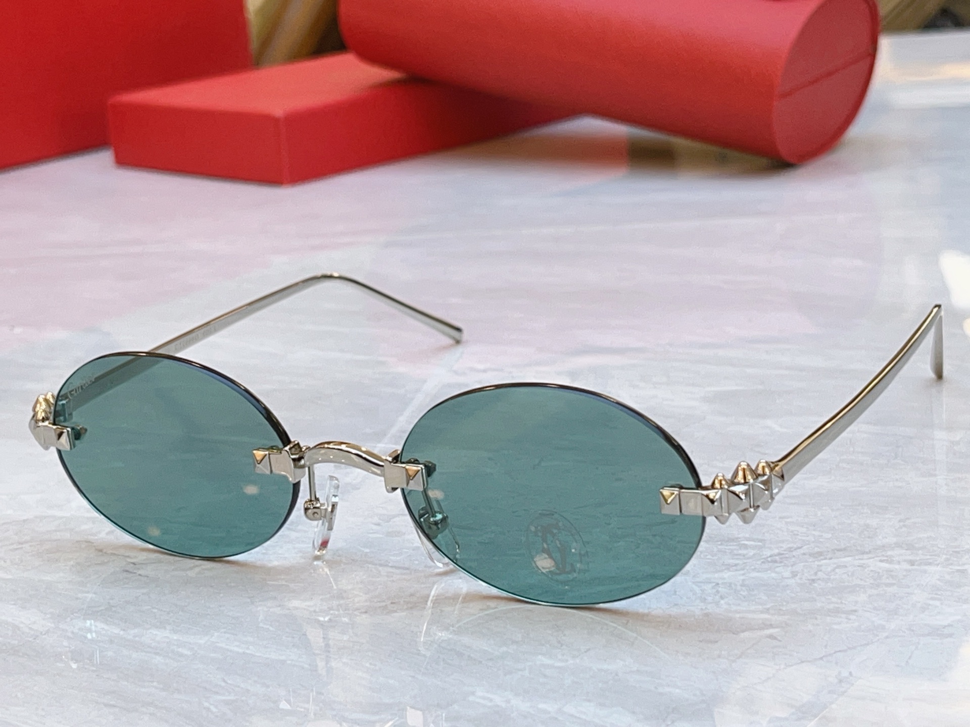 Cartier CARTIE*】卡地*亚新款太阳镜，CT0668S，size: 53口20-135