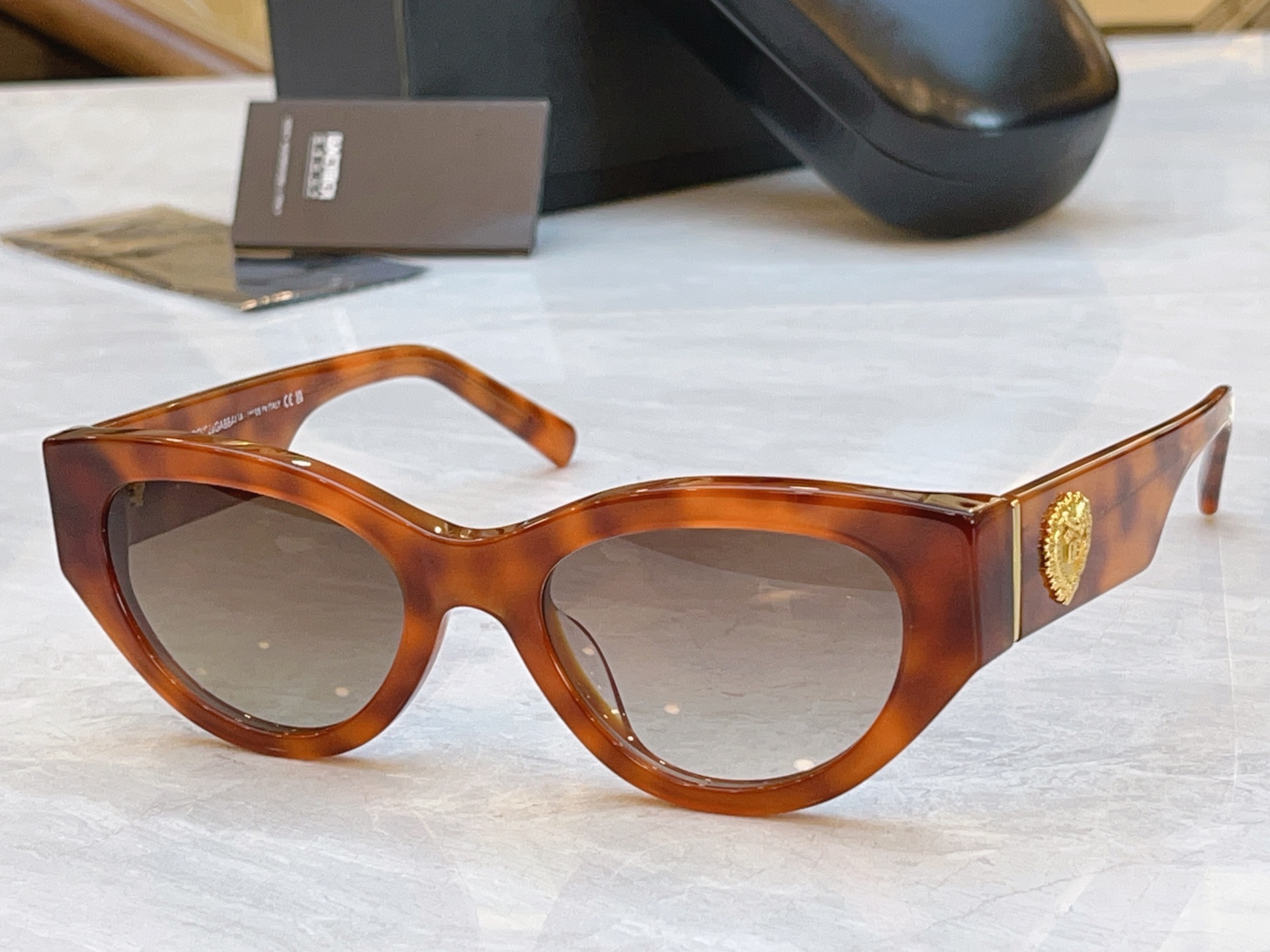 Dolce & Gabbana DOLCE & GABBAN*】D*G新款太阳镜，MODEL：DG4536，SIZE：55口20-145