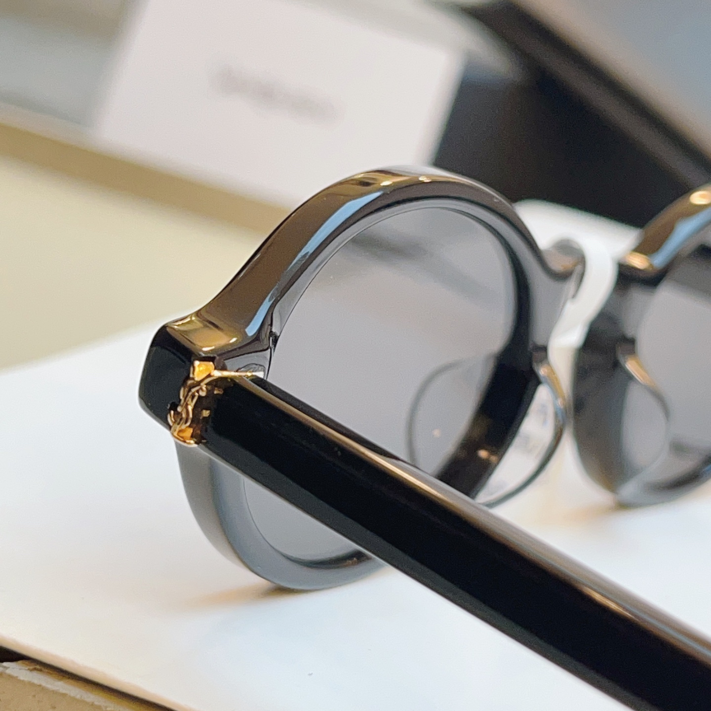 Saint Laurent SAINT LAUREN*】圣罗*兰新款太阳镜 高版本--，MODEL：SL M161/F，SIZE：47口24-145