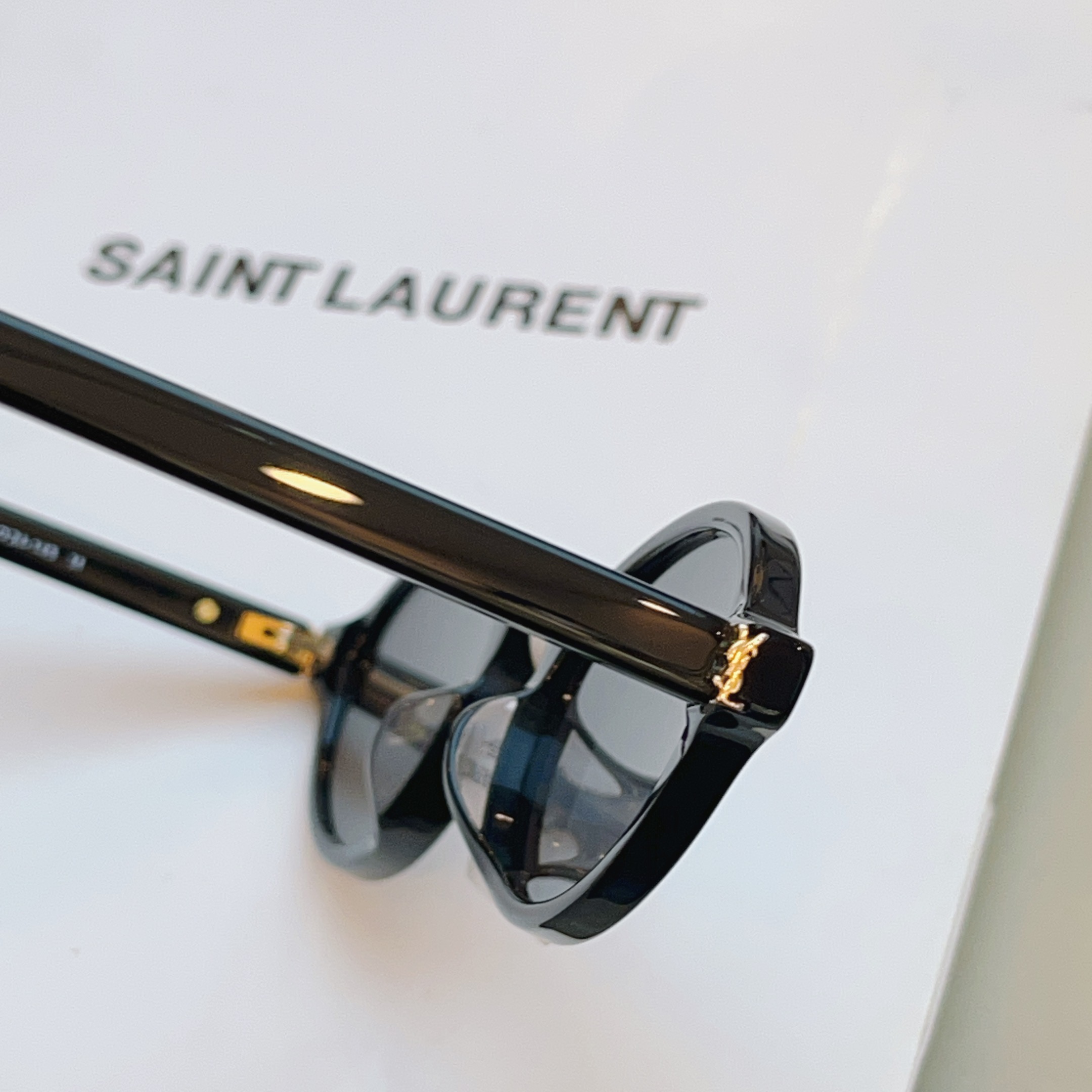 Saint Laurent SAINT LAUREN*】圣罗*兰新款太阳镜 高版本--，MODEL：SL M161/F，SIZE：47口24-145