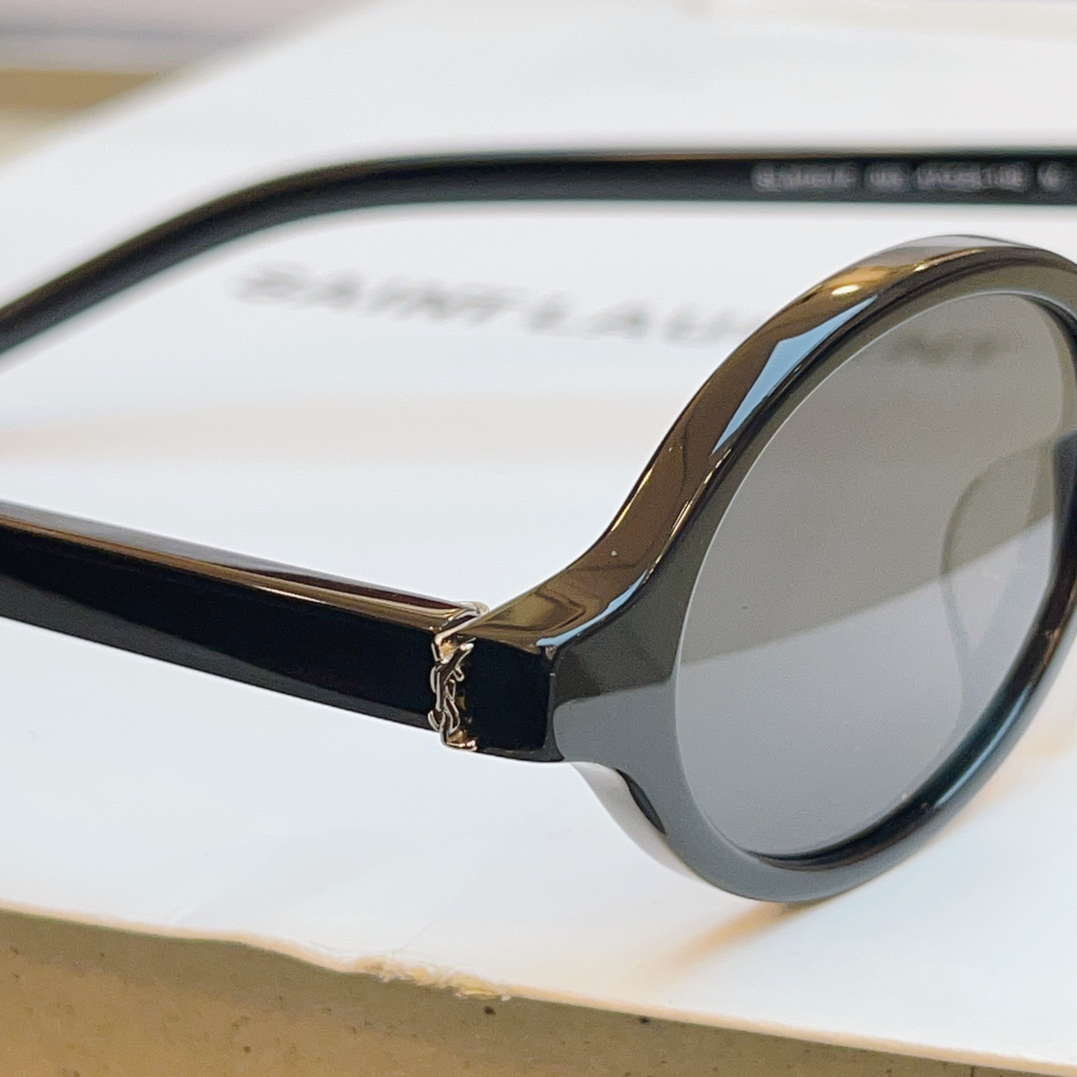 Saint Laurent SAINT LAUREN*】圣罗*兰新款太阳镜 高版本--，MODEL：SL M161/F，SIZE：47口24-145