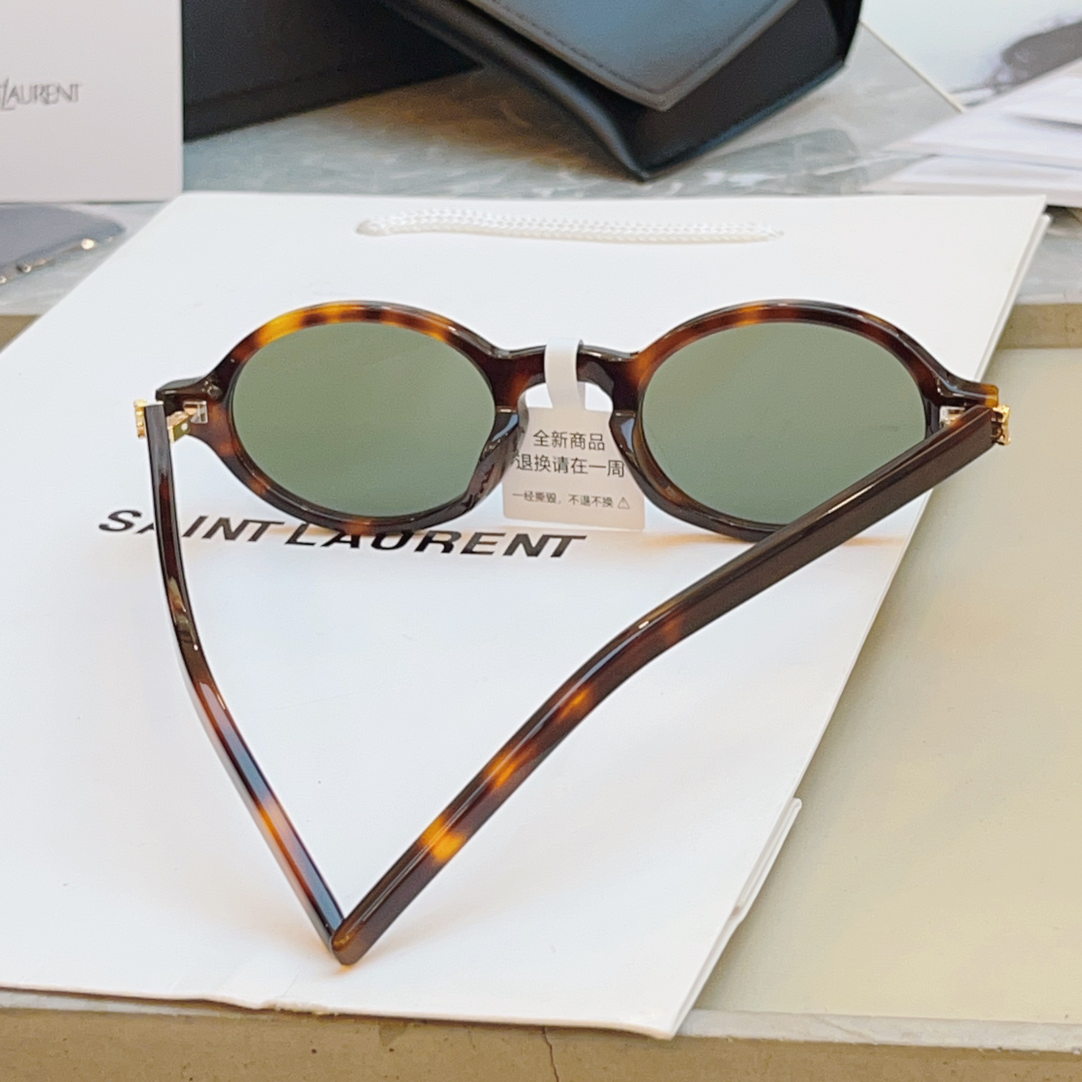 Saint Laurent SAINT LAUREN*】圣罗*兰新款太阳镜 高版本--，MODEL：SL M161/F，SIZE：47口24-145