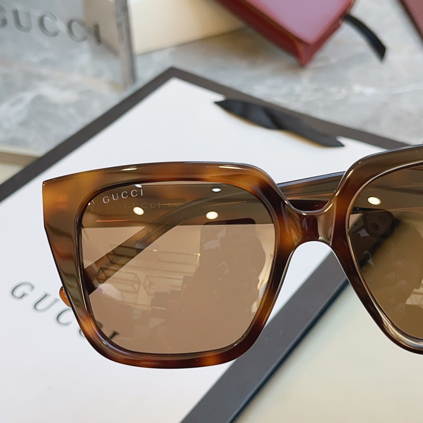 Gucci GUCC*】古*驰新款太阳镜 高版本--，MODEL：GG2102SA，SIZE:54口18-140 M