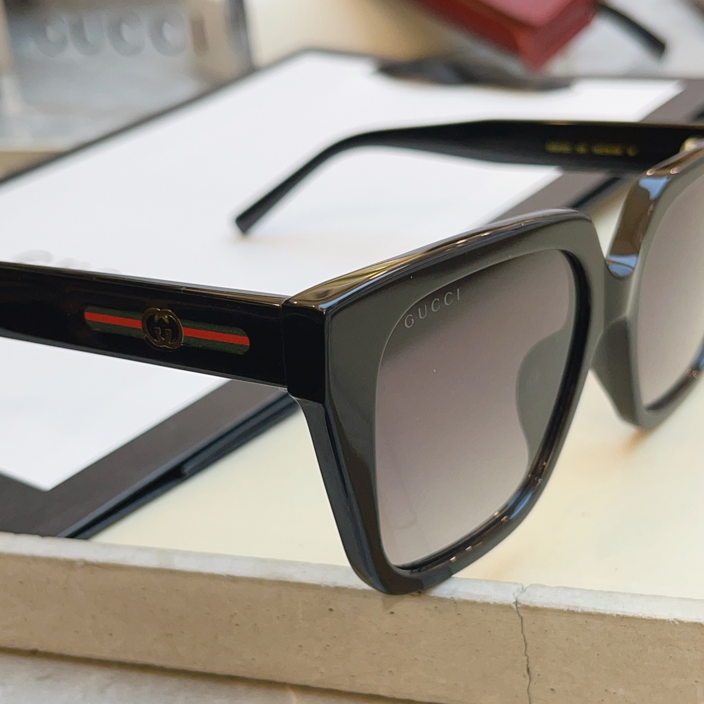 Gucci GUCC*】古*驰新款太阳镜 高版本--，MODEL：GG2102SA，SIZE:54口18-140 M