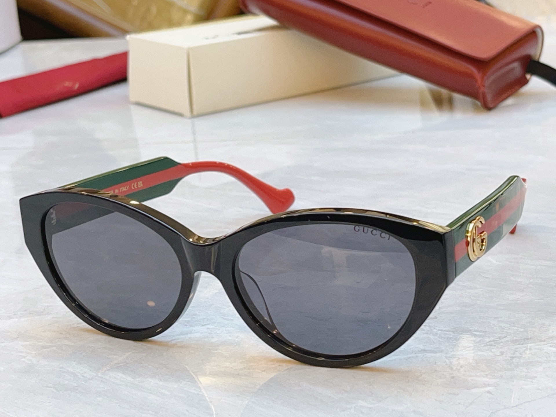 Gucci GUCC*】古*驰新款太阳镜，MODEL：GG1554S，SIZE:52口17-145