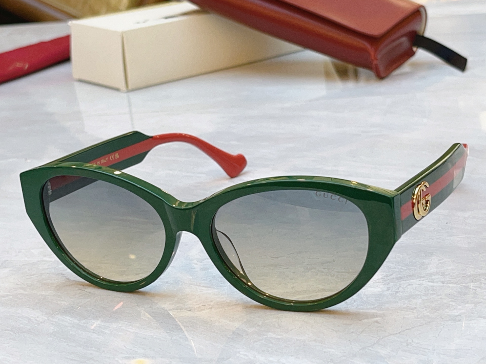 Gucci GUCC*】古*驰新款太阳镜，MODEL：GG1554S，SIZE:52口17-145