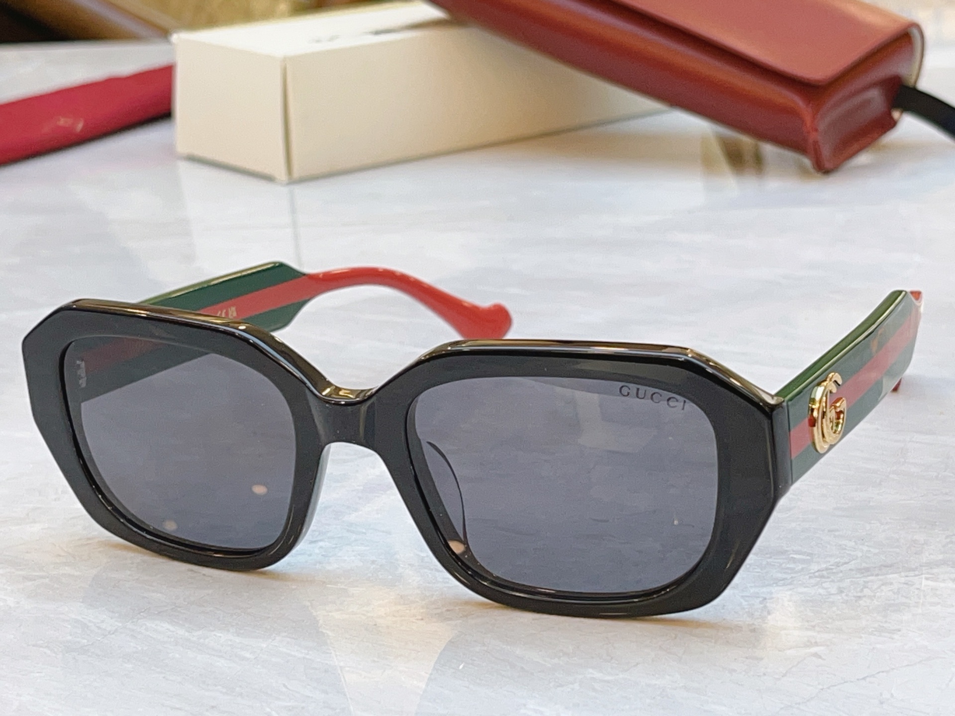 Gucci GUCC*】古*驰新款太阳镜，MODEL：GG1553S，SIZE:54口21-145