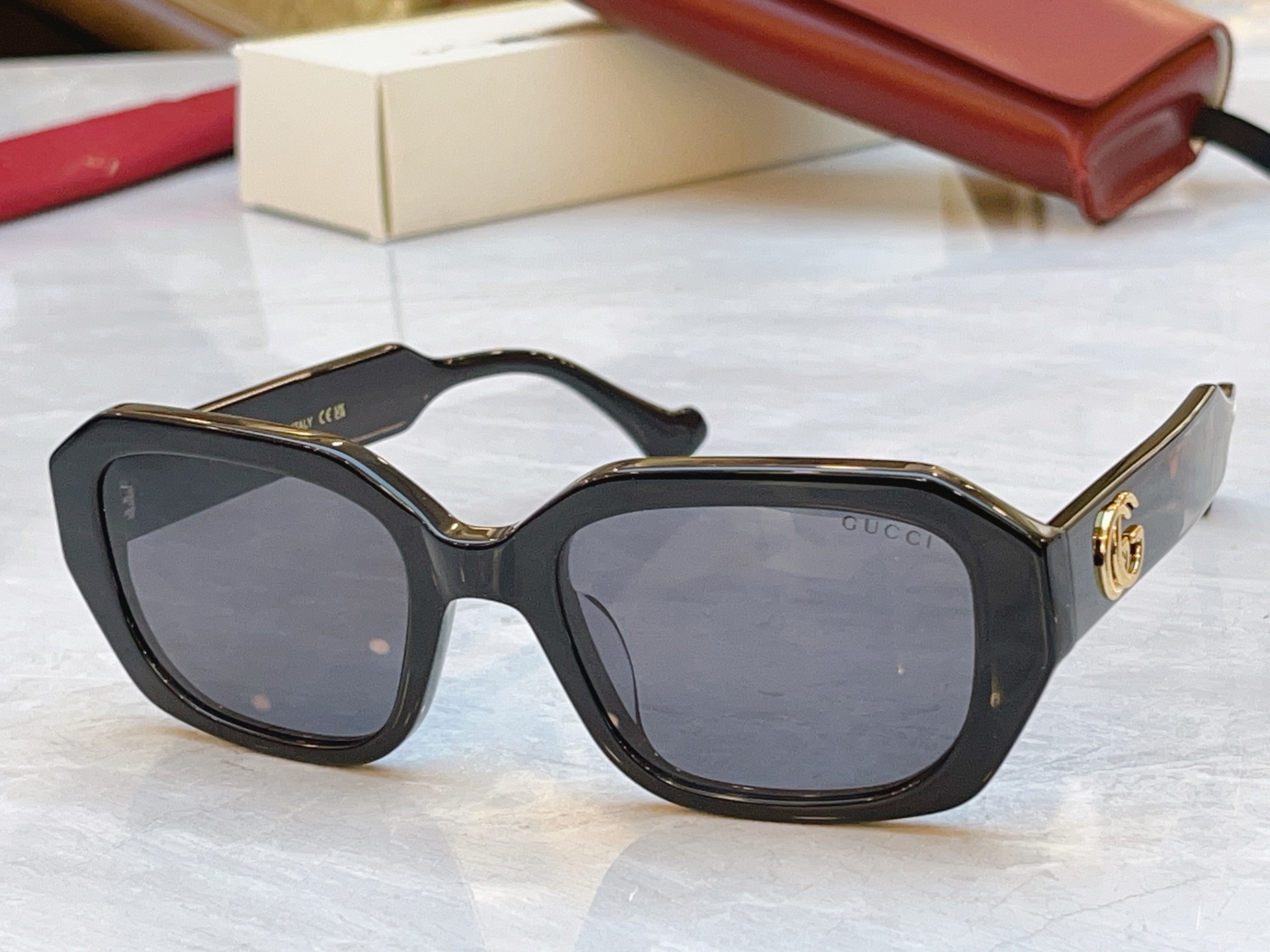 Gucci GUCC*】古*驰新款太阳镜，MODEL：GG1553S，SIZE:54口21-145