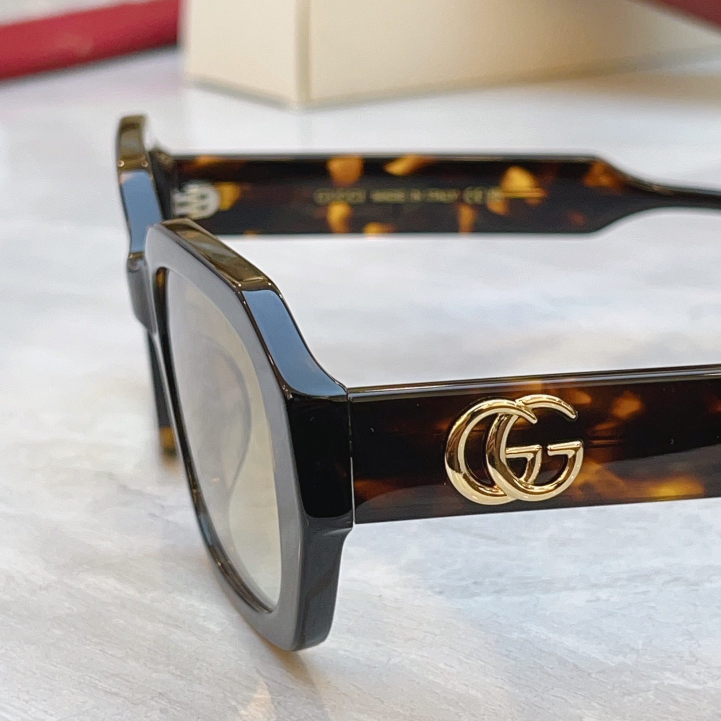 Gucci GUCC*】古*驰新款太阳镜，MODEL：GG1553S，SIZE:54口21-145