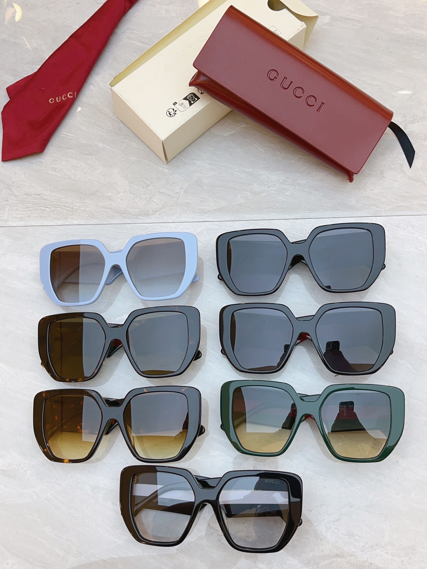 Gucci GUCC*】古*驰新款太阳镜，MODEL：GG0956S，SIZE:54口18-145