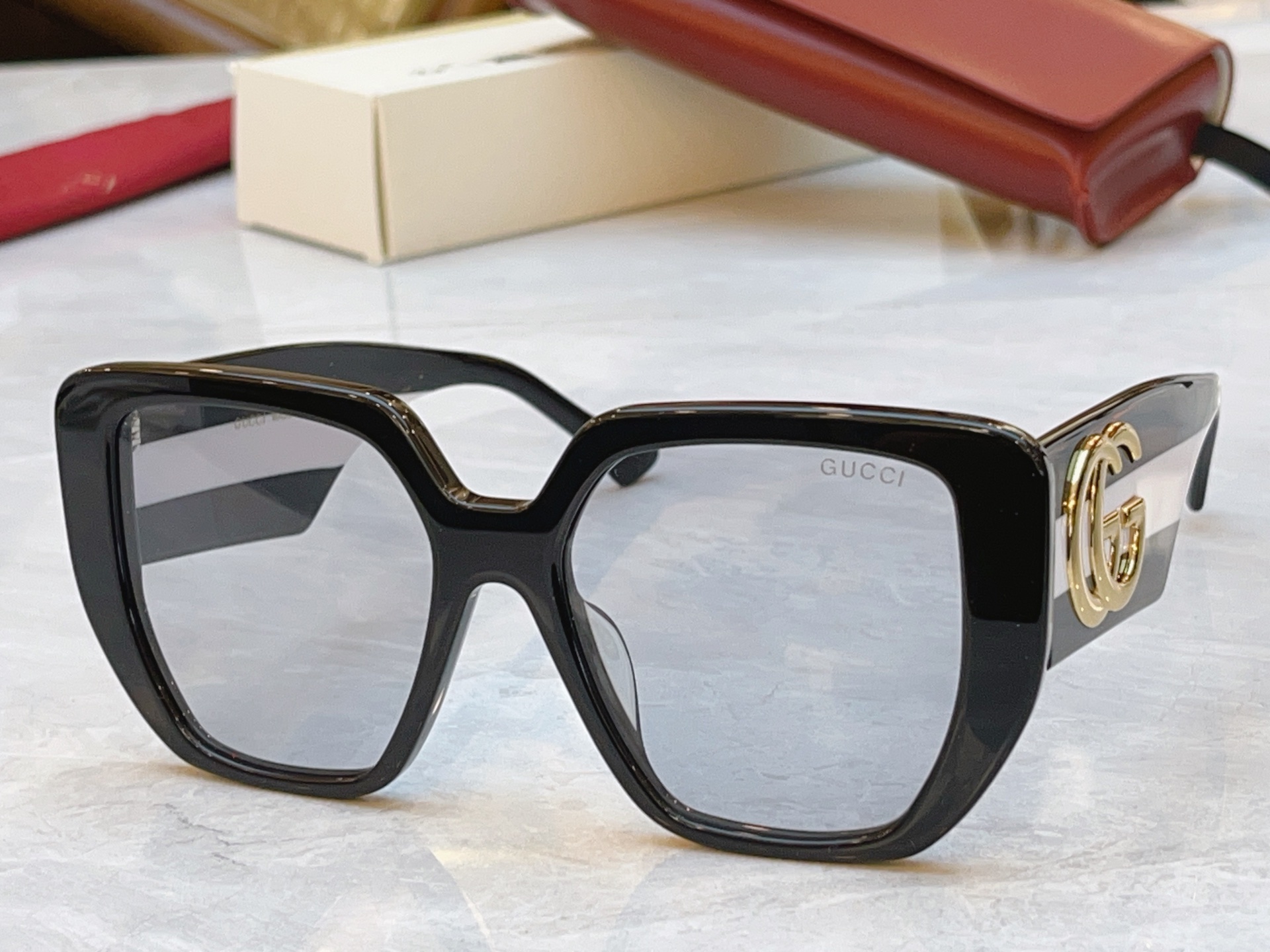Gucci GUCC*】古*驰新款太阳镜，MODEL：GG0956S，SIZE:54口18-145