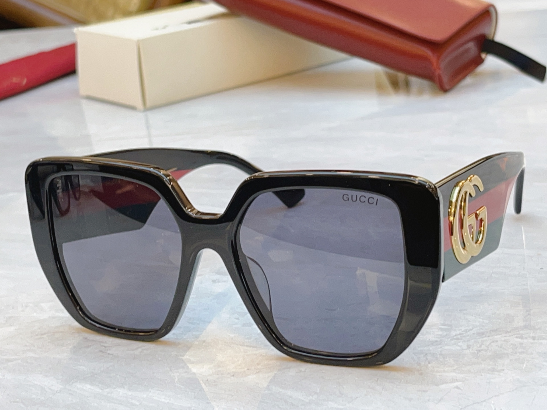 Gucci GUCC*】古*驰新款太阳镜，MODEL：GG0956S，SIZE:54口18-145
