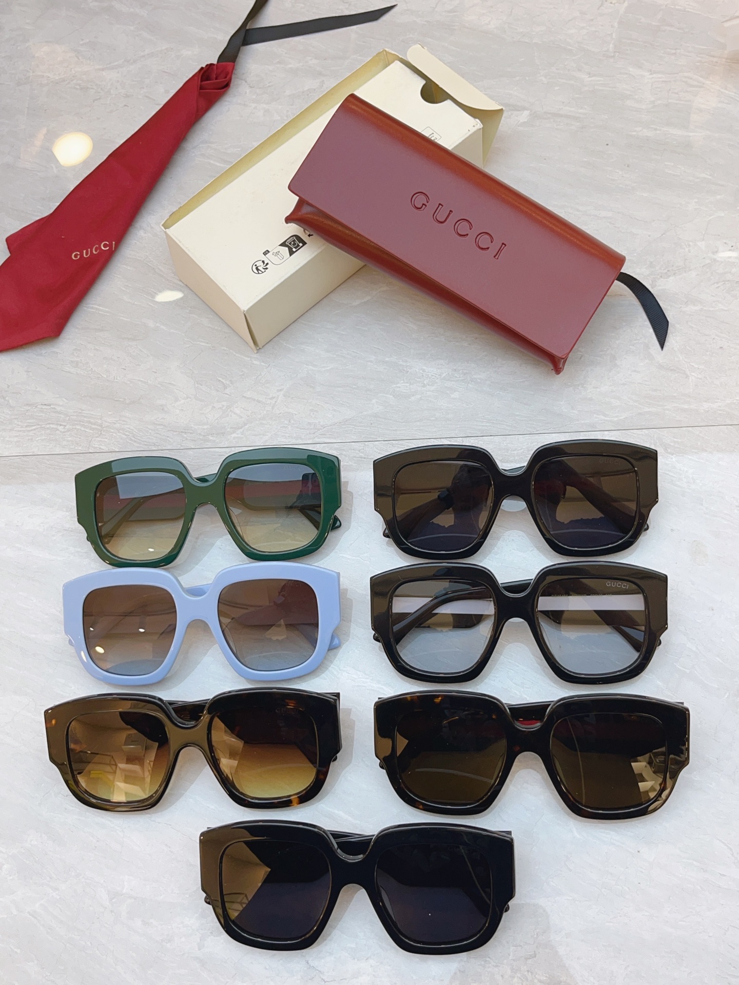 Gucci GUCC*】古*驰新款太阳镜，MODEL：GG1546S，SIZE:52口20-145