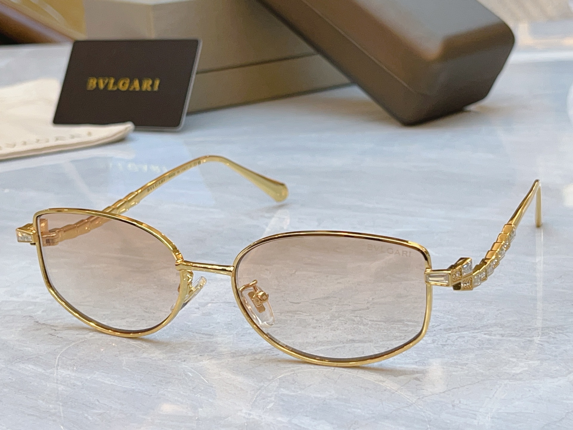 Bvlgari BVLGA*】宝格*丽新款太阳镜，MODEL：BV 1803LU，SIZE：56口17-142