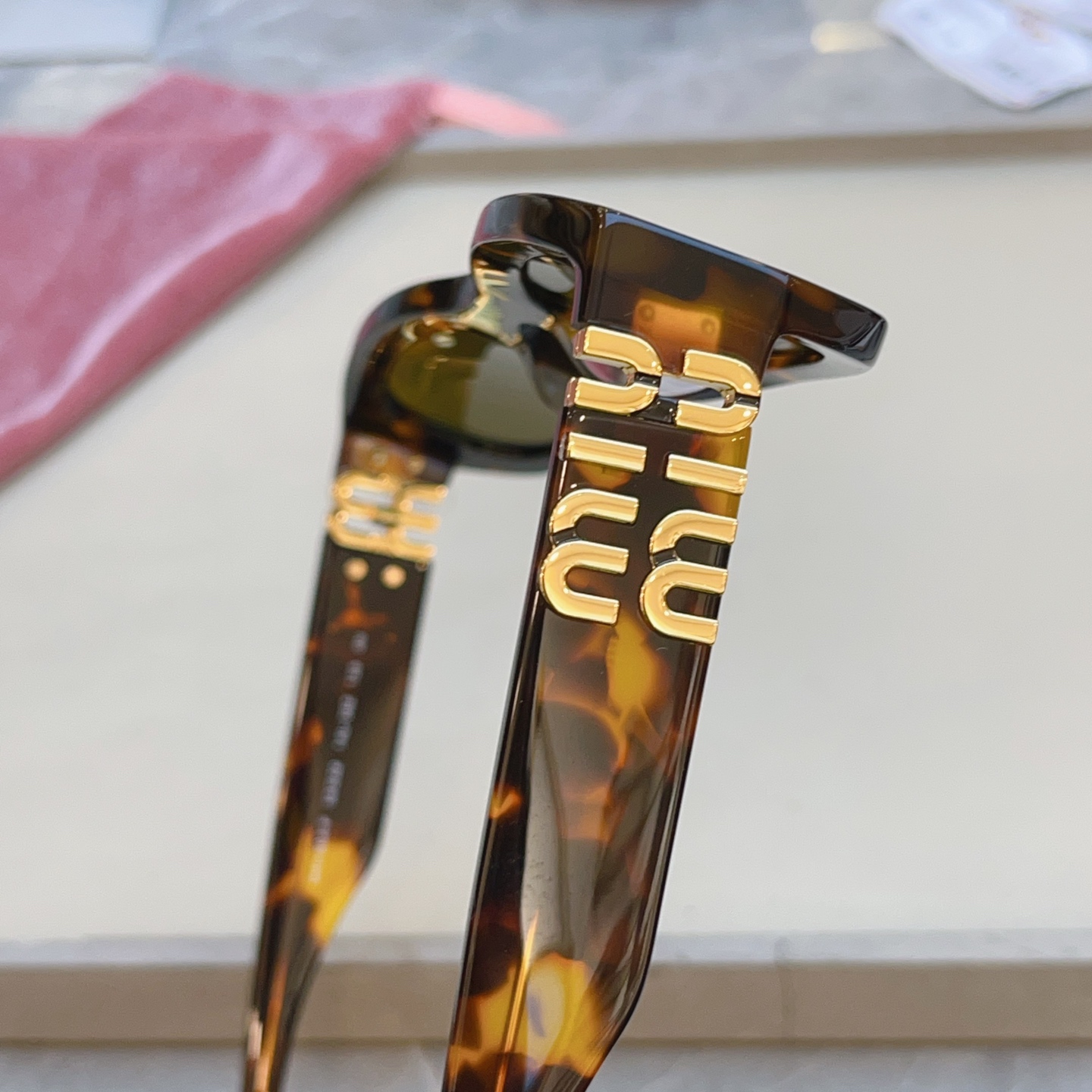 Miu Miu Miu Miu缪缪新款太阳镜 ，Mod:SMU B04-F，SIZE:53口22-135 高品质