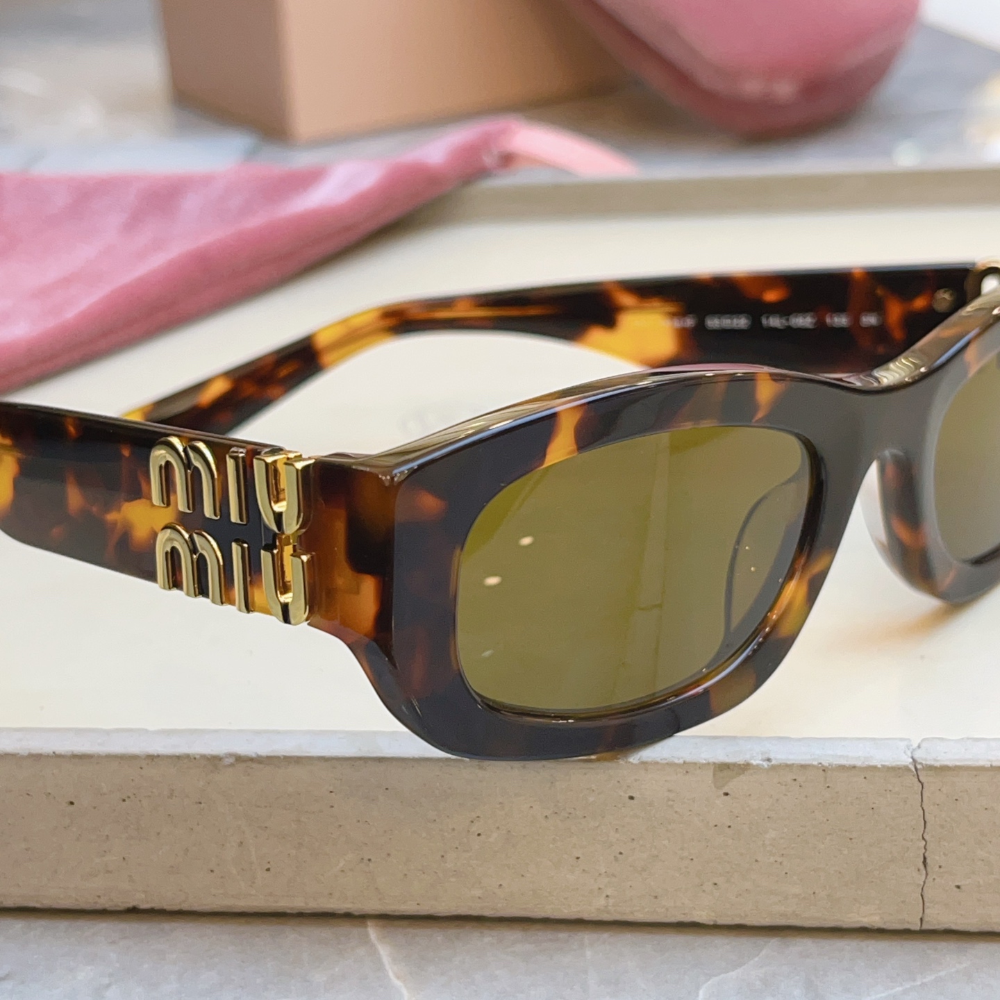 Miu Miu Miu Miu缪缪新款太阳镜 ，Mod:SMU B04-F，SIZE:53口22-135 高品质