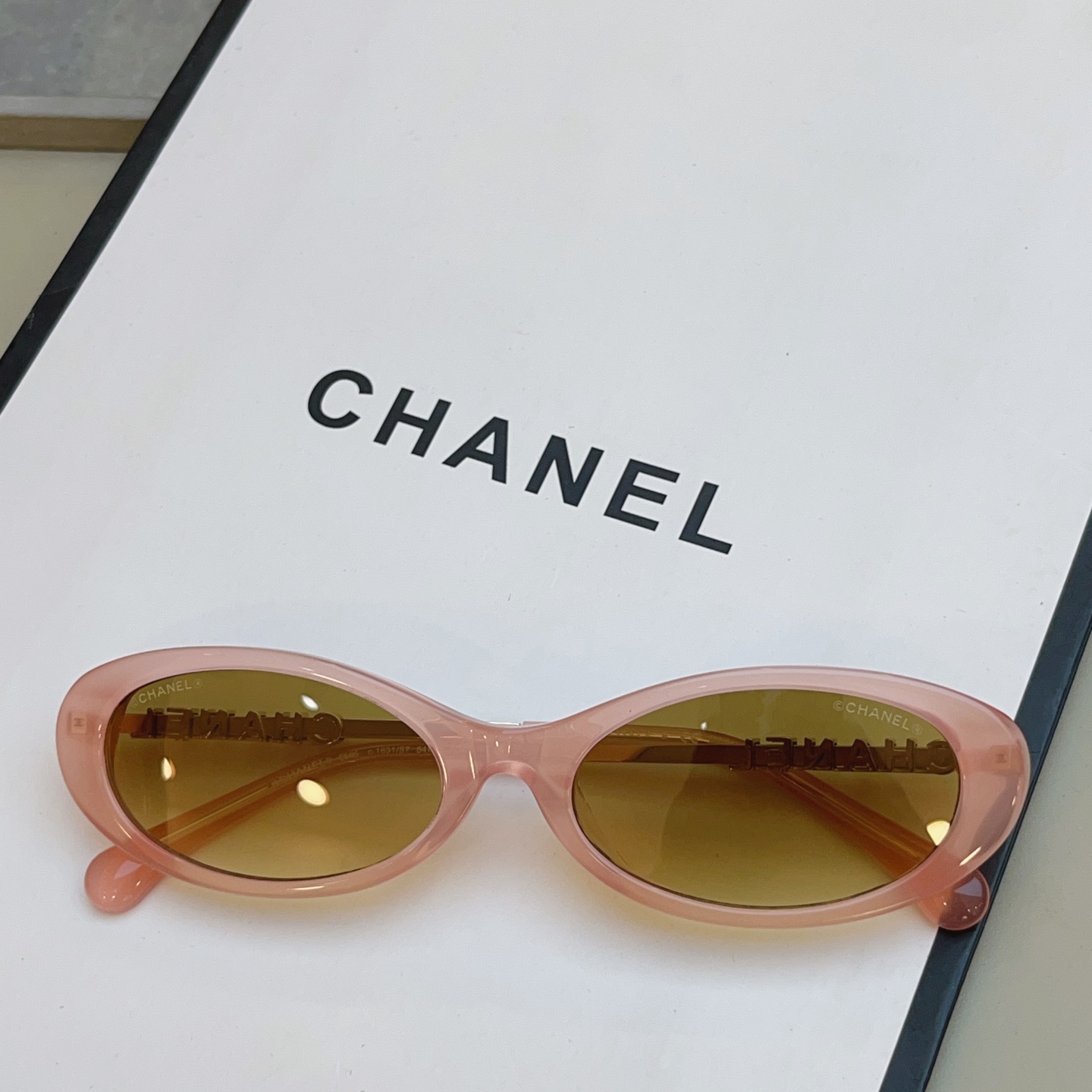Chanel CHANE*】香奈儿新款太阳镜 高版本--，MODEL：CH5565，SIZE：54口17-140