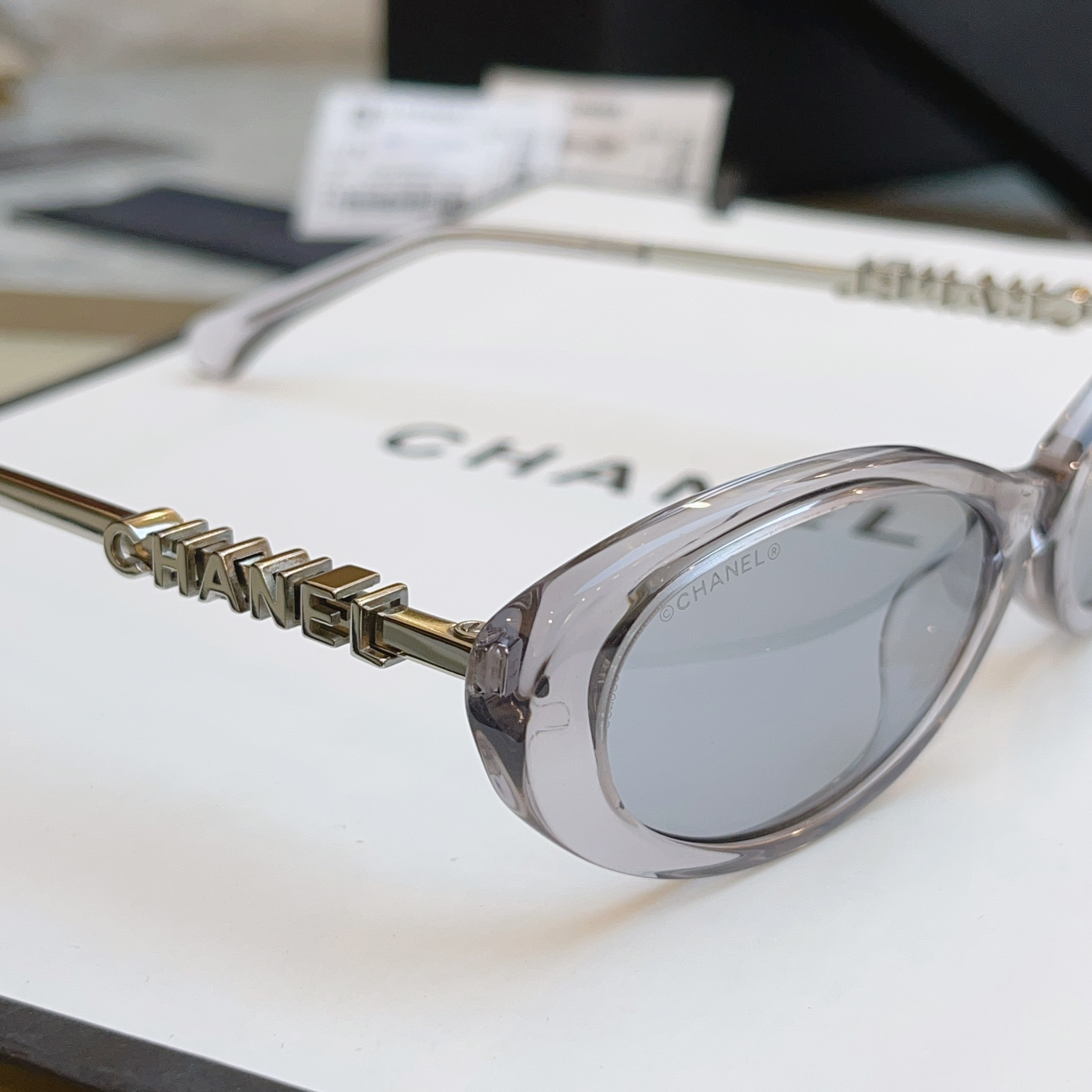 Chanel CHANE*】香奈儿新款太阳镜 高版本--，MODEL：CH5565，SIZE：54口17-140
