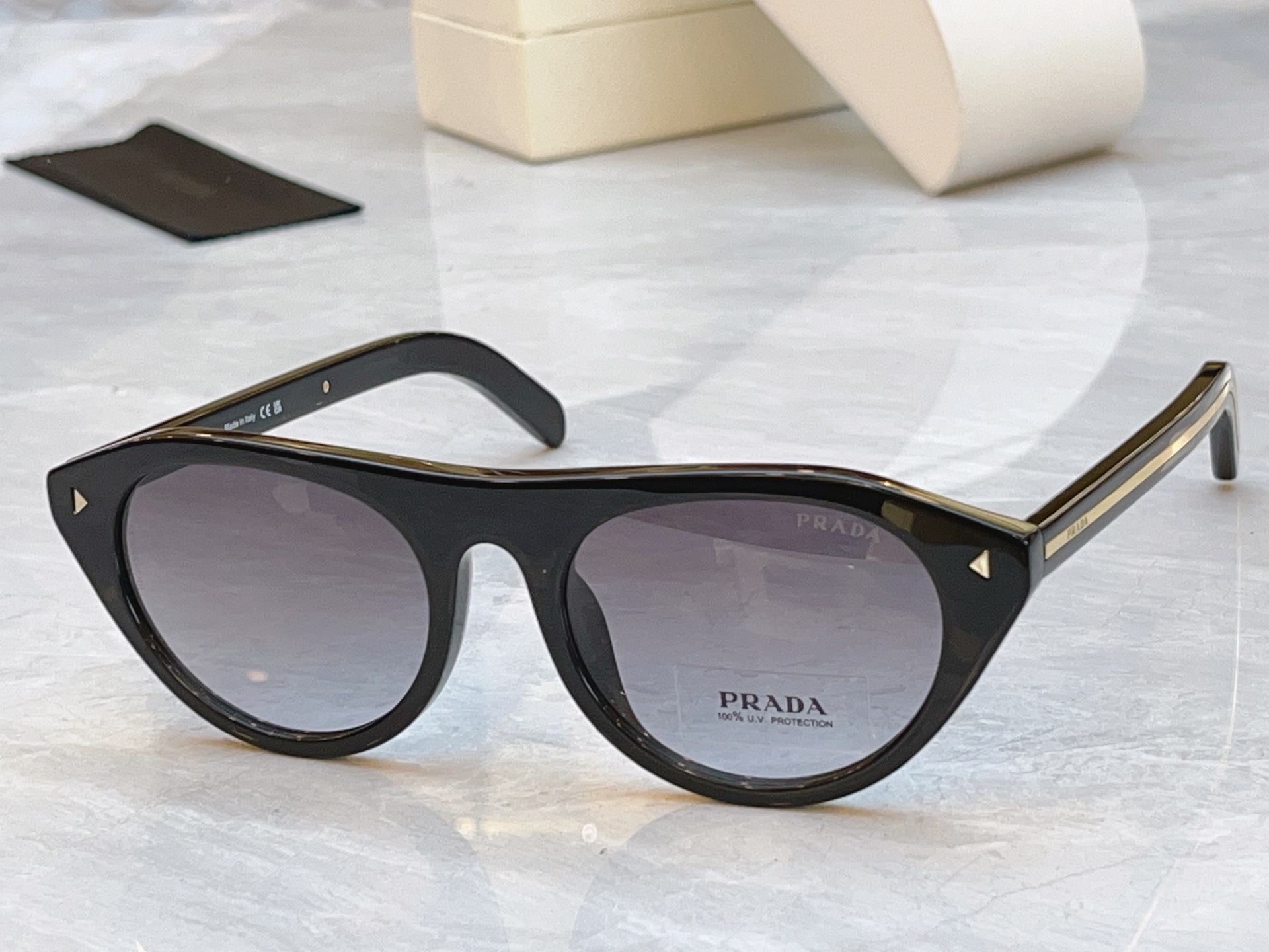 ，【PRAD*】普拉*达新款太阳镜🕶️，MODEL：PR B15S，SIZE：51口20-145