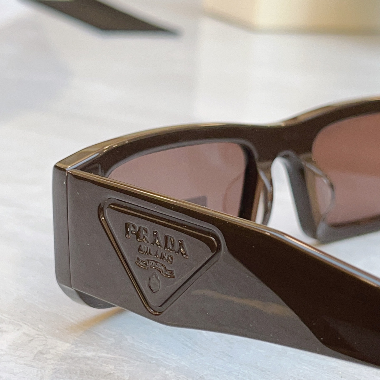 ，【PRAD*】普拉*达新款太阳镜🕶️，MODEL：PR D09SD，SIZE：54口20-145