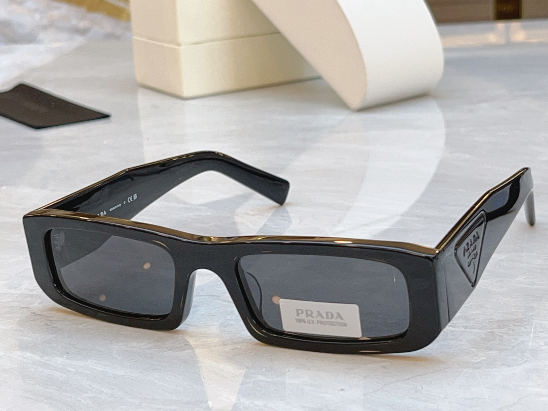 ，【PRAD*】普拉*达新款太阳镜🕶️，MODEL：PR D09SD，SIZE：54口20-145