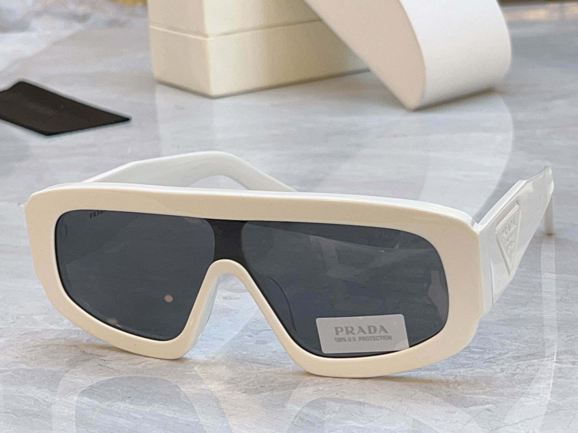 ，【PRAD*】普拉*达新款太阳镜🕶️，MODEL：PR D10S，SIZE：124口145