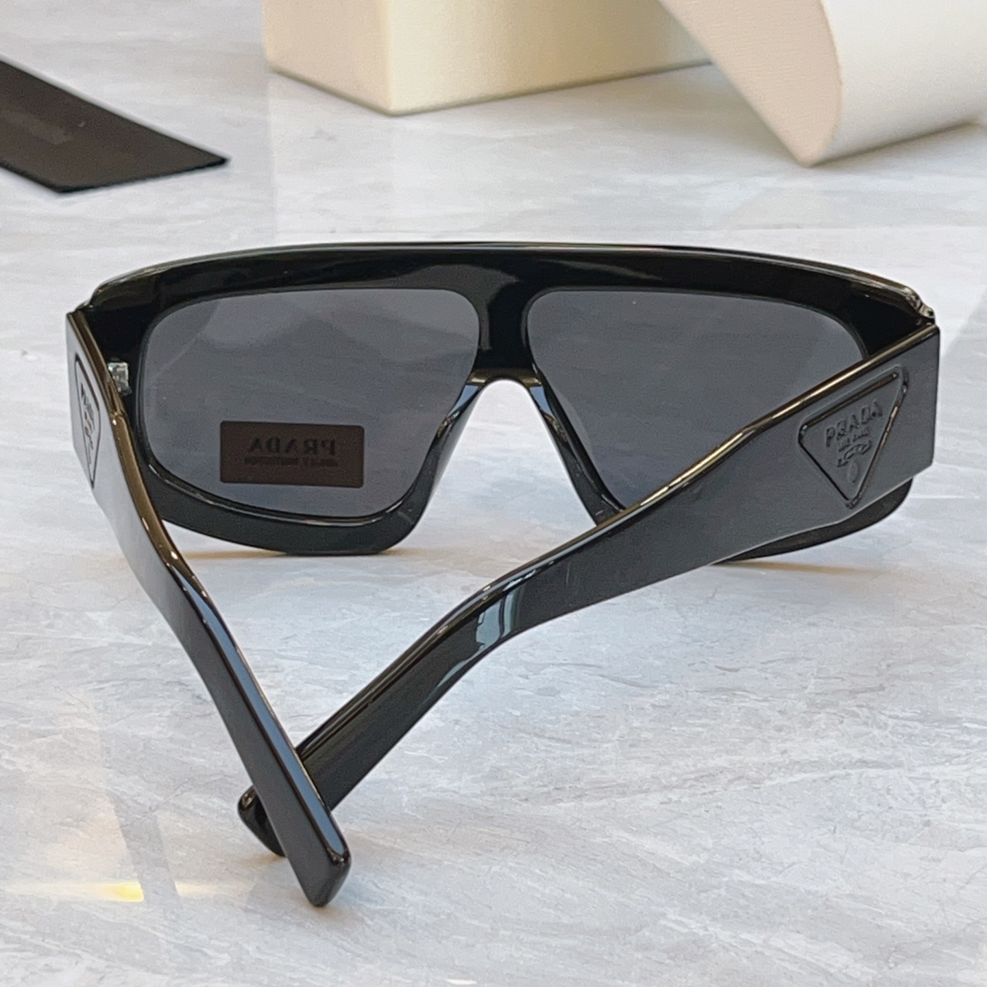 ，【PRAD*】普拉*达新款太阳镜🕶️，MODEL：PR D10S，SIZE：124口145