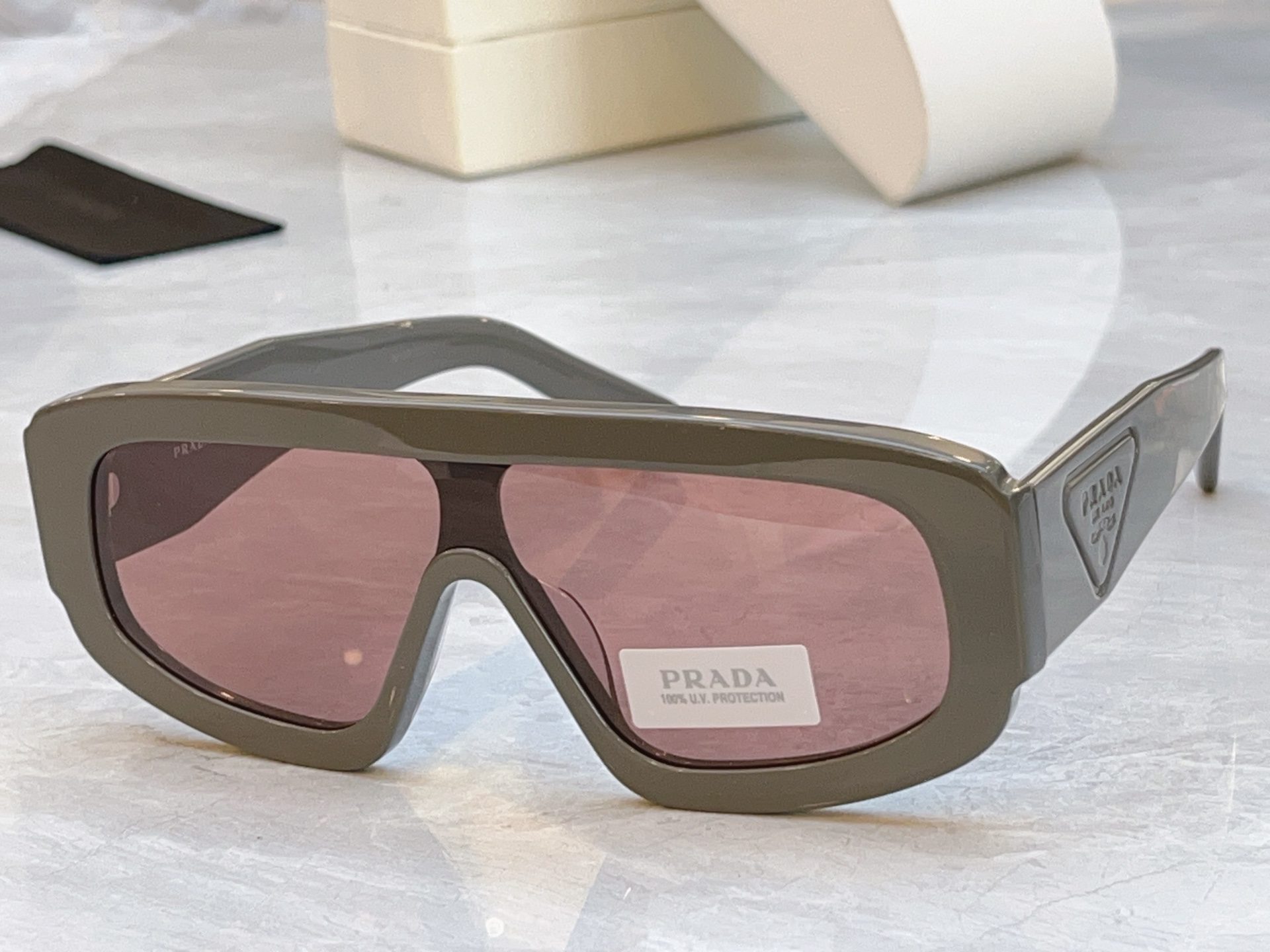 ，【PRAD*】普拉*达新款太阳镜🕶️，MODEL：PR D10S，SIZE：124口145