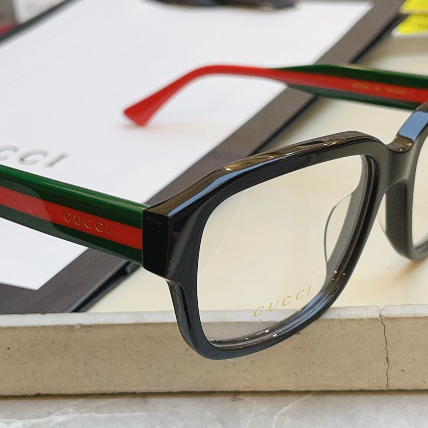 ，【GUCC*】古*驰新款眼镜架 高版本✨，MODEL：GG2120SA，SIZE:55口19-145 