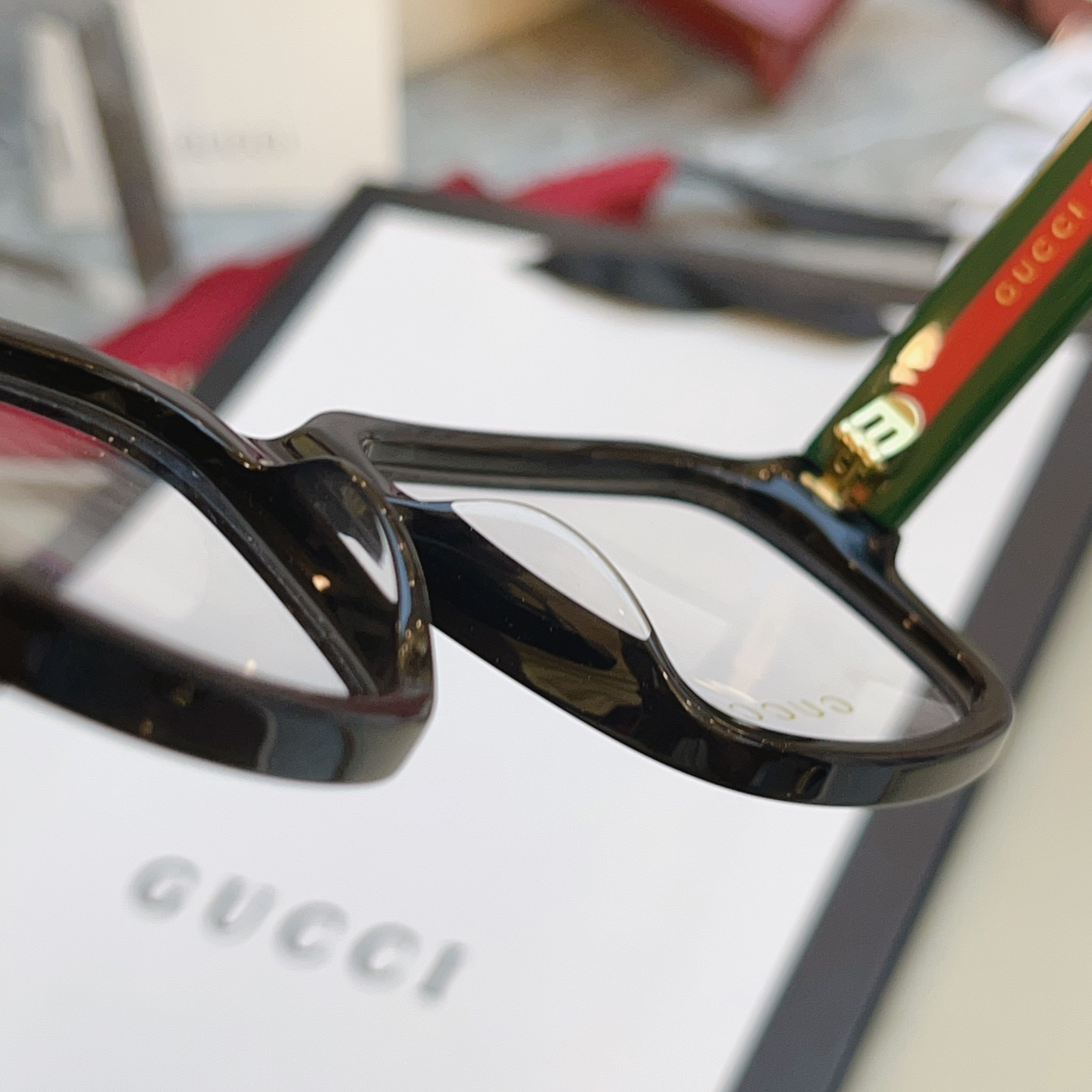 ，【GUCC*】古*驰新款眼镜架 高版本✨，MODEL：GG2120SA，SIZE:55口19-145 