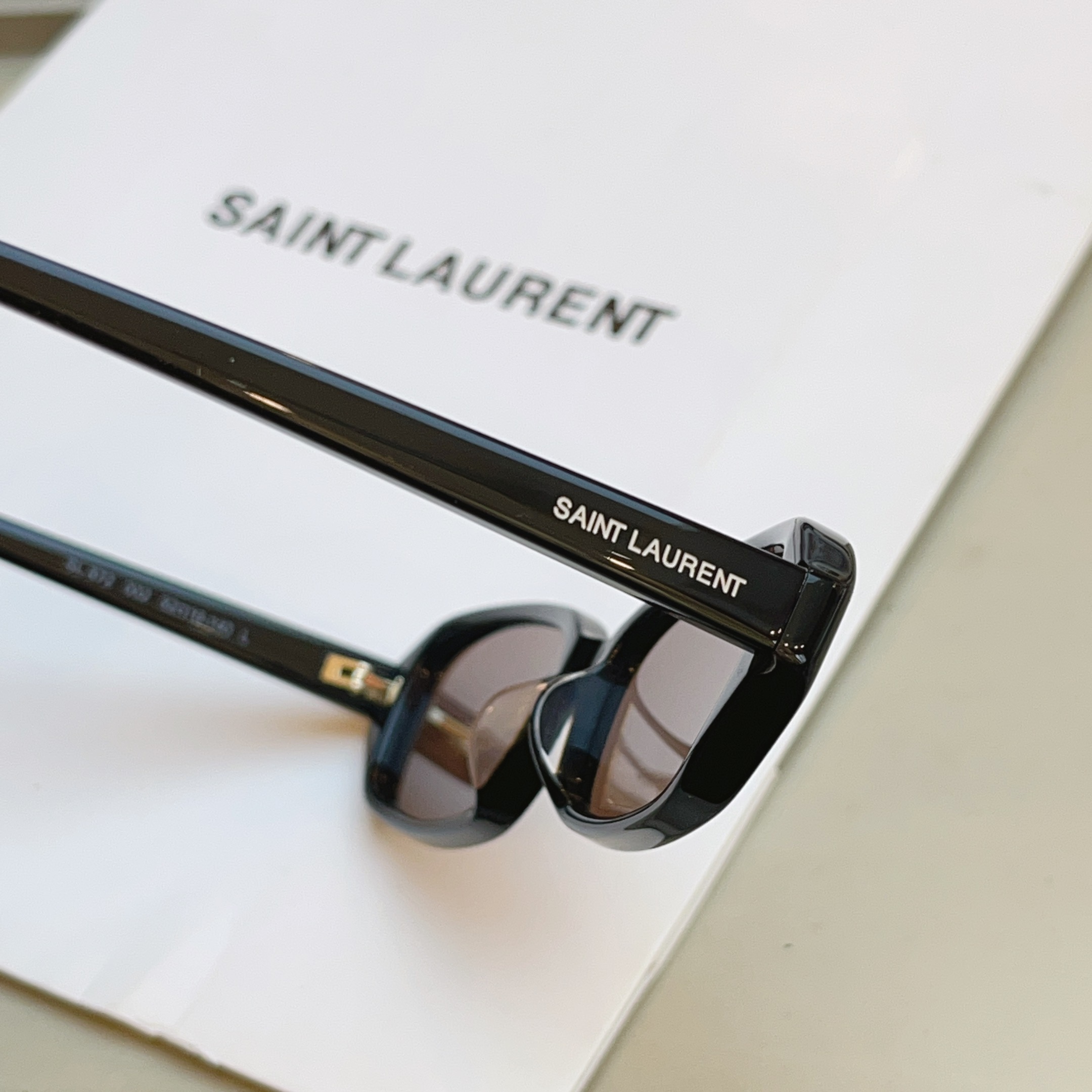 ，【SAINT LAUREN*】圣罗*兰新款太阳镜 高版本✨，MODEL：SL 872，SIZE：52口16-140