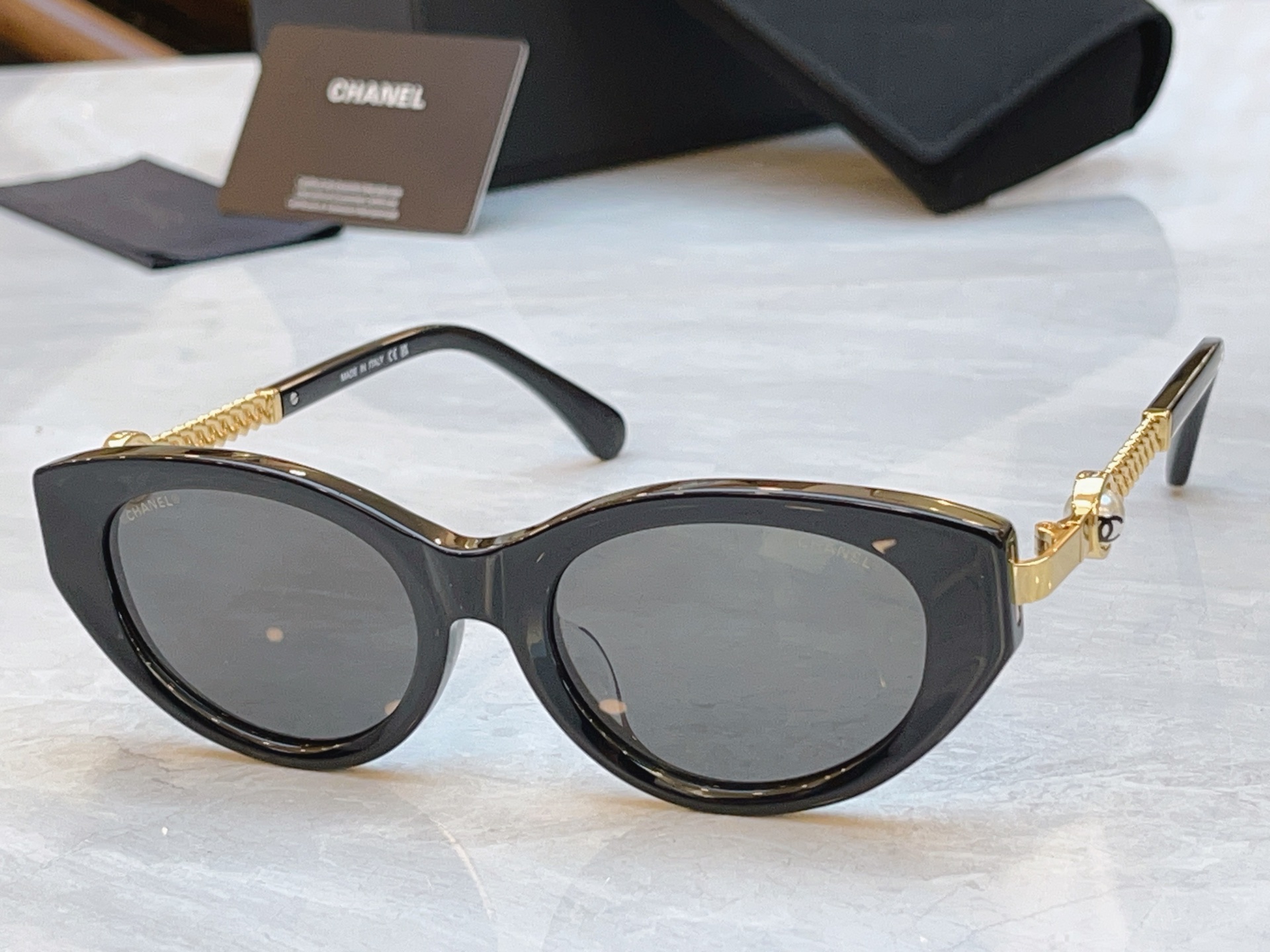 ，【CHANE*】香奈儿新款太阳镜，MODEL：CH5007B，SIZE：52口18-145