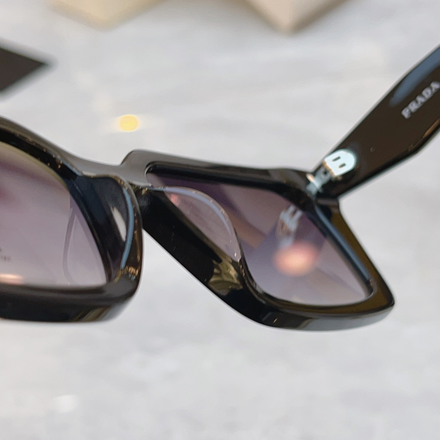 ，【PRAD*】普拉*达新款太阳镜🕶️，MODEL：PR D05SF，SIZE：55口18-140