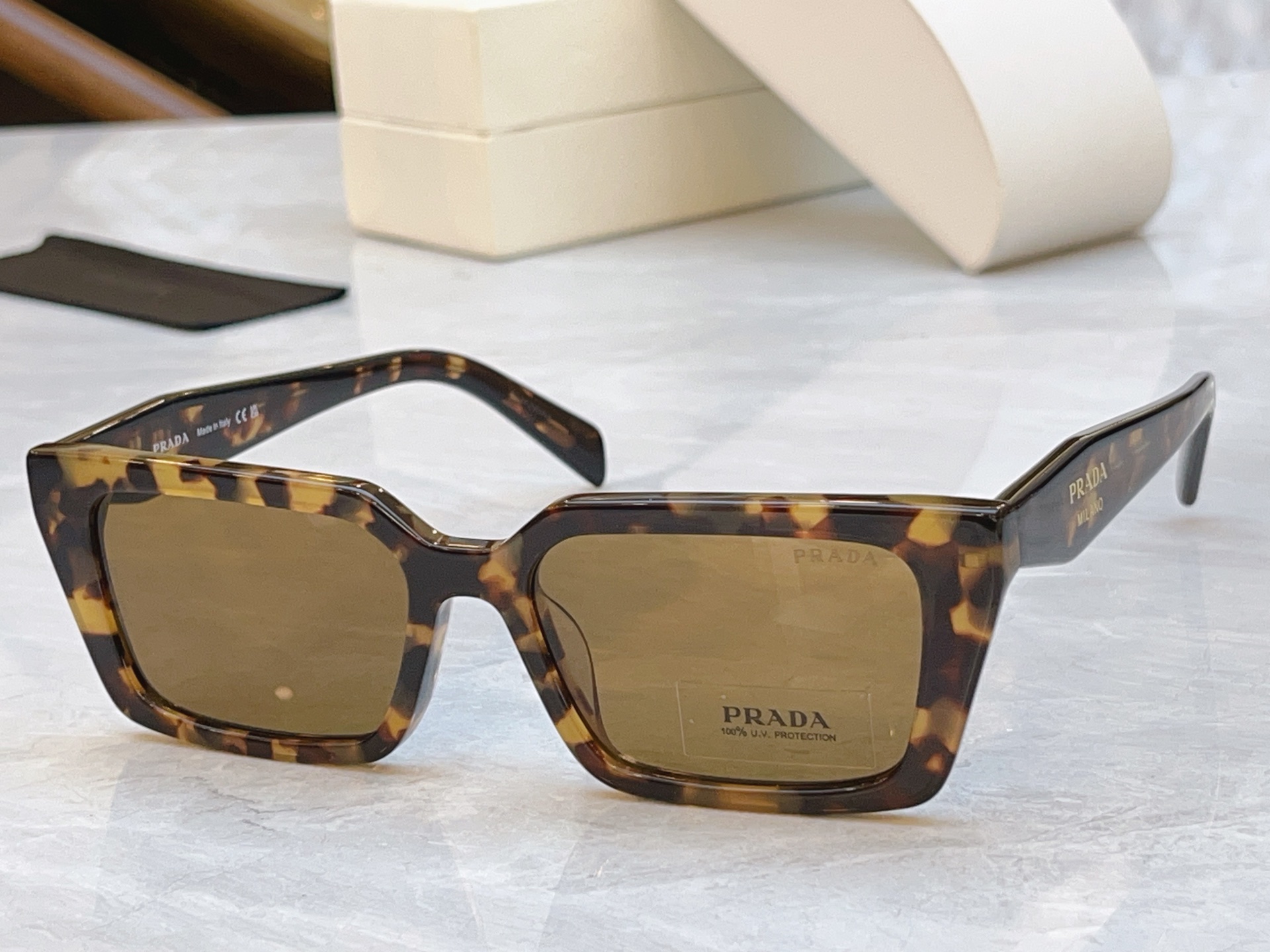NO:827892,,【PRAD*】Prada new sunglasses,MODELPR D05SF,SIZE55 mouth 18-glasses sunglasses,glasses,prada,prada19860909,【PRAD*】普拉*达新款太阳镜,MODELPR D05SF,SIZE55口18-眼镜墨镜太阳镜,眼镜,prada,prada,glasses