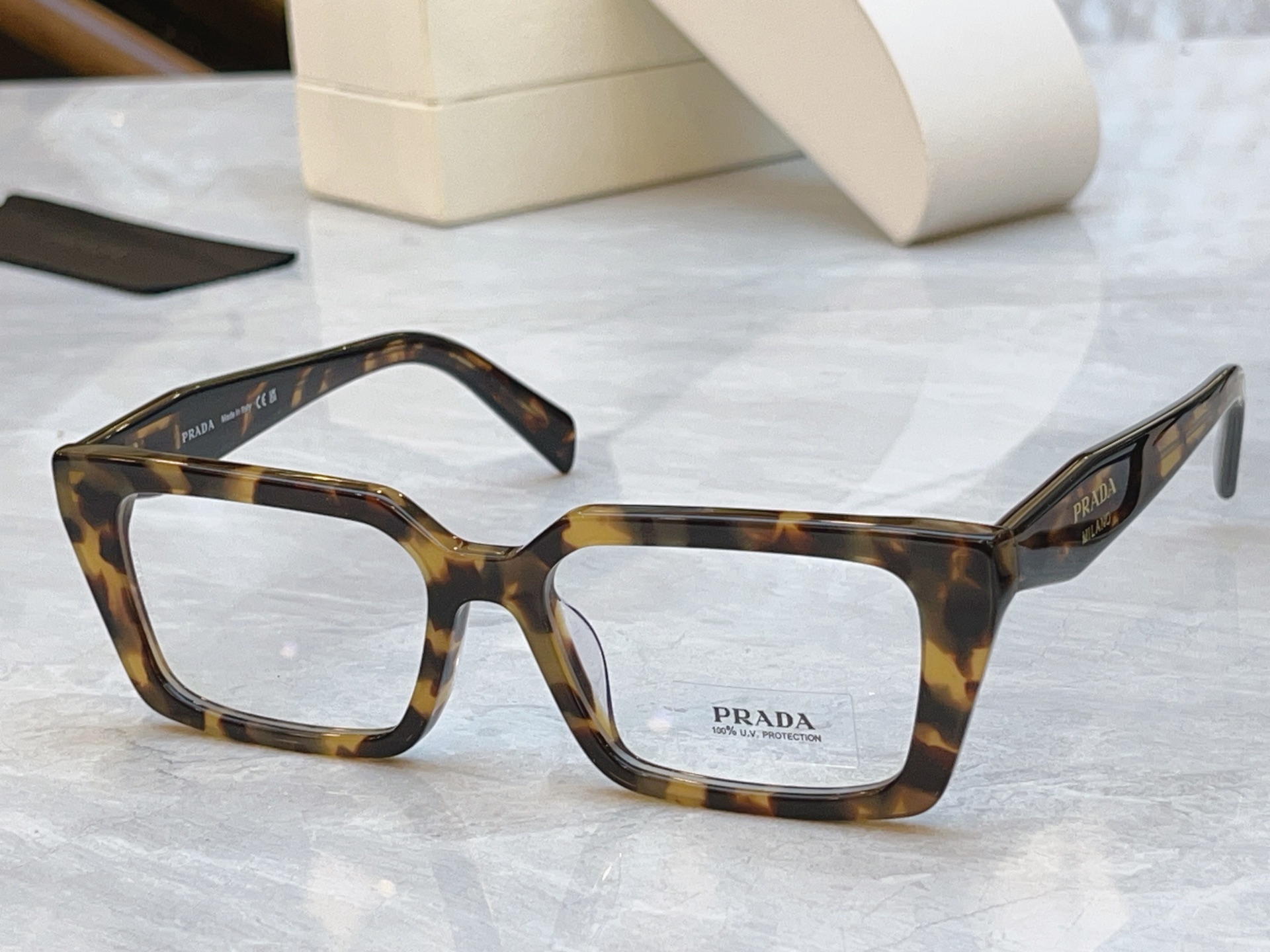 ，【PRAD*】普拉*达新款眼镜架🕶️，MODEL：PR D05SF，SIZE：55口18-140