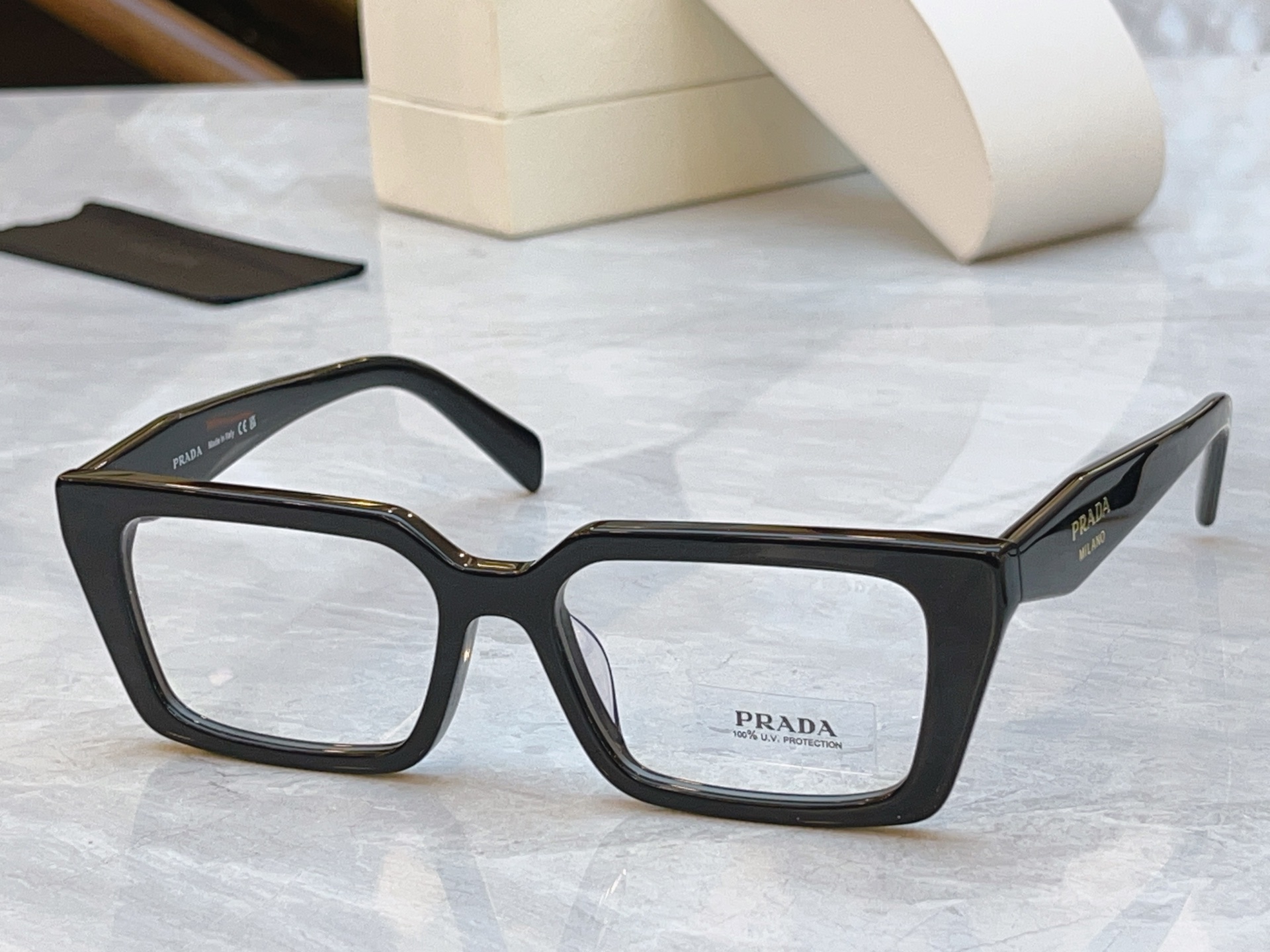 ，【PRAD*】普拉*达新款眼镜架🕶️，MODEL：PR D05SF，SIZE：55口18-140