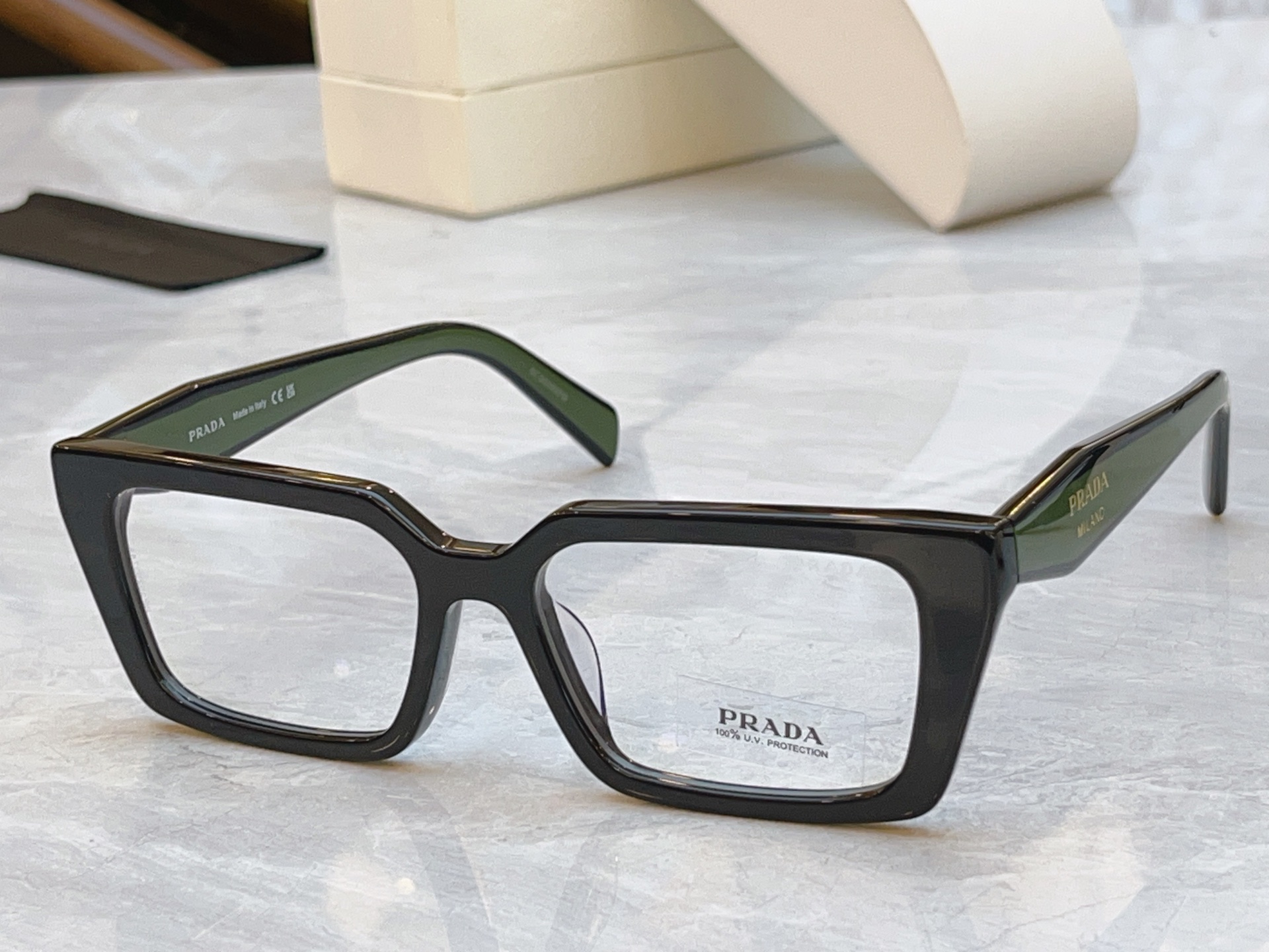 ，【PRAD*】普拉*达新款眼镜架🕶️，MODEL：PR D05SF，SIZE：55口18-140