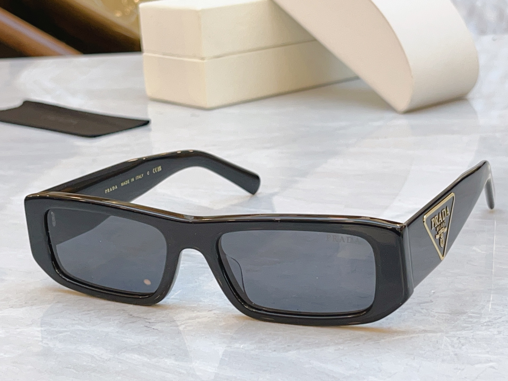 NO:827912,, [PRAD*] Prada new sunglasses, MODELPR 2204S, SIZE56 mouth 19-145 glasses sunglasses, glasses, prada, prada19860909,【PRAD*】普拉*达新款太阳镜,MODELPR 2204S,SIZE56口19-145眼镜墨镜太阳镜,眼镜,prada,prada,glasses