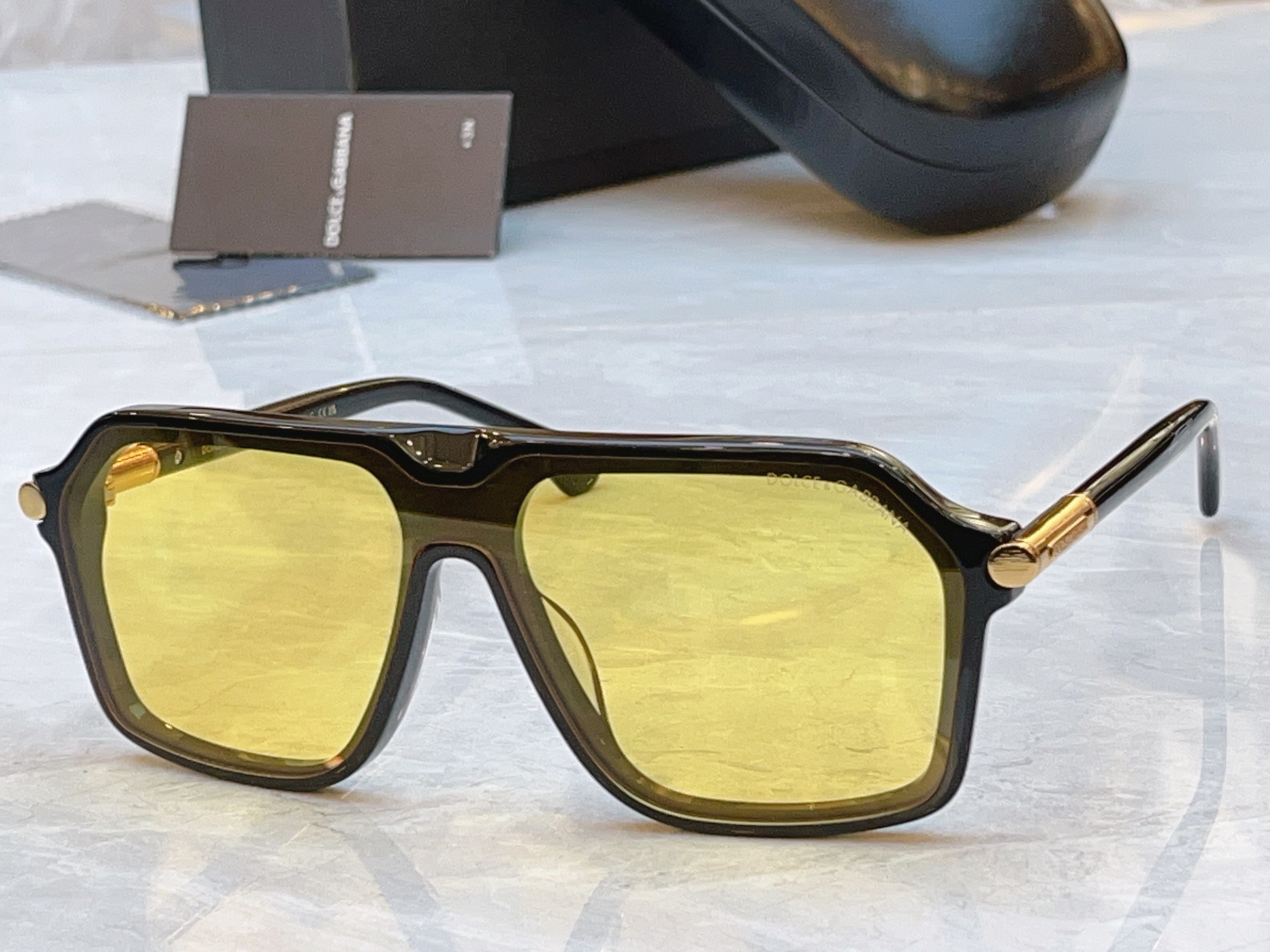 ，【DOLCE & GABBAN*】D*G新款太阳镜，MODEL：DG3197A，SIZE：136口0-