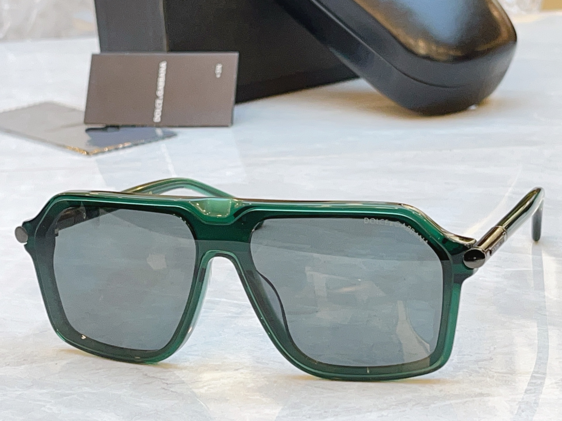 ，【DOLCE & GABBAN*】D*G新款太阳镜，MODEL：DG3197A，SIZE：136口0-