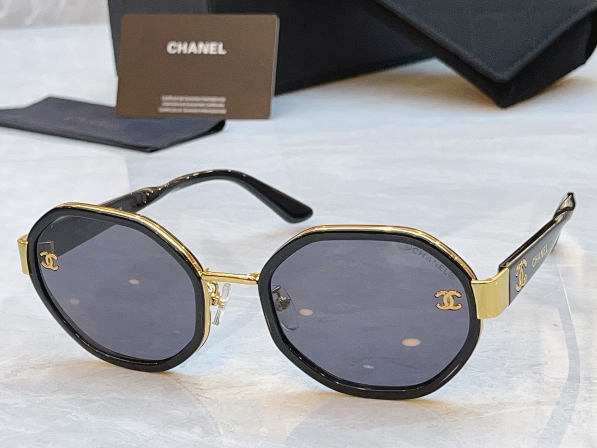 ，【CHANE*】香奈儿新款太阳镜，MODEL：CH5490-H，SIZE：56口22-145